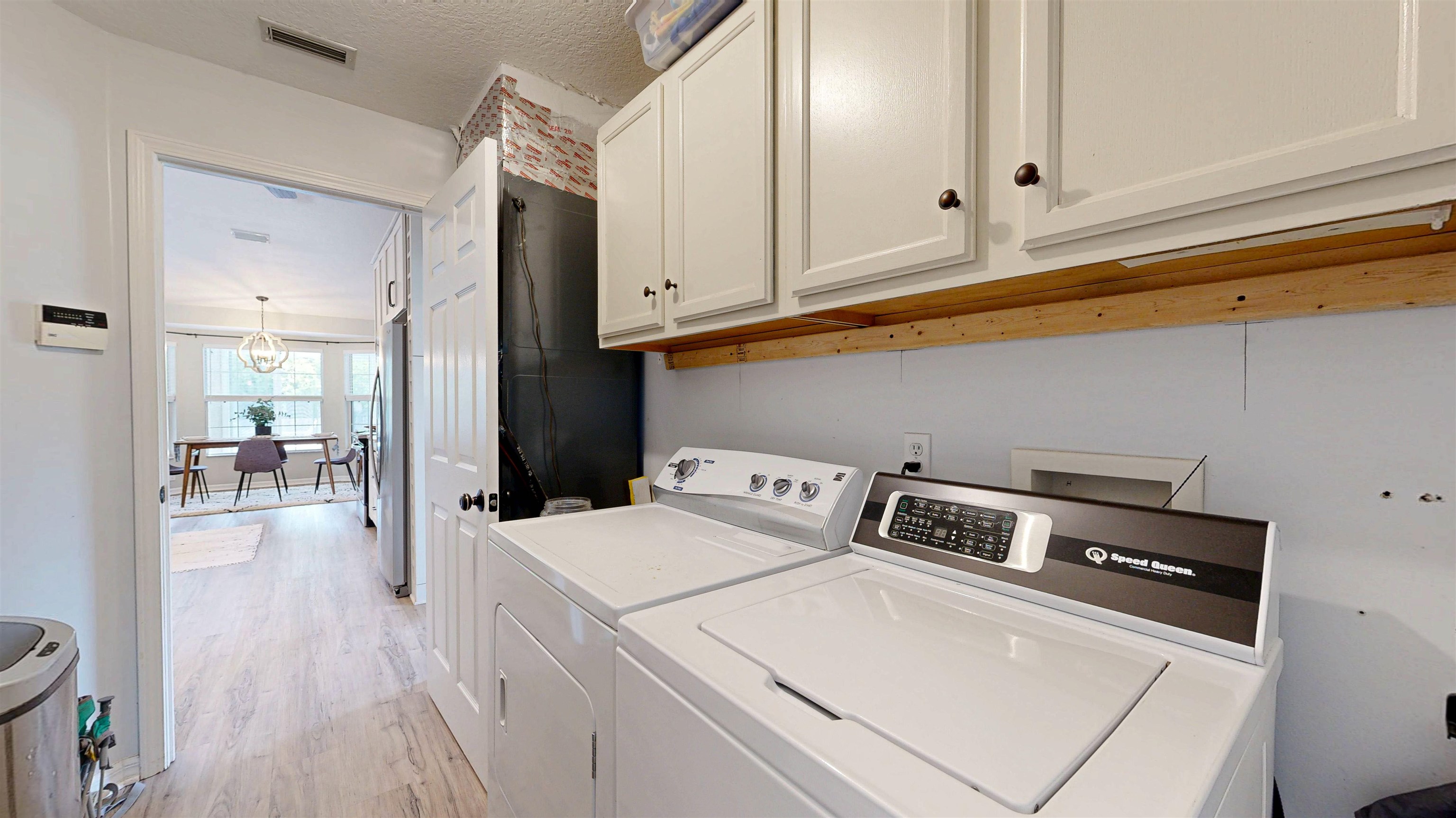 Image 16 of 41 For 4705 Innisbrook Ct N