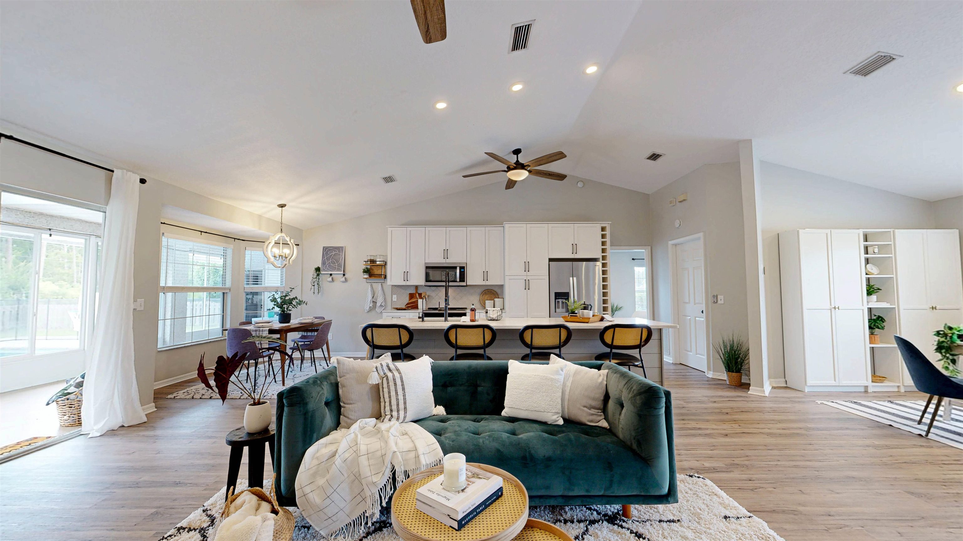Image 5 of 41 For 4705 Innisbrook Ct N