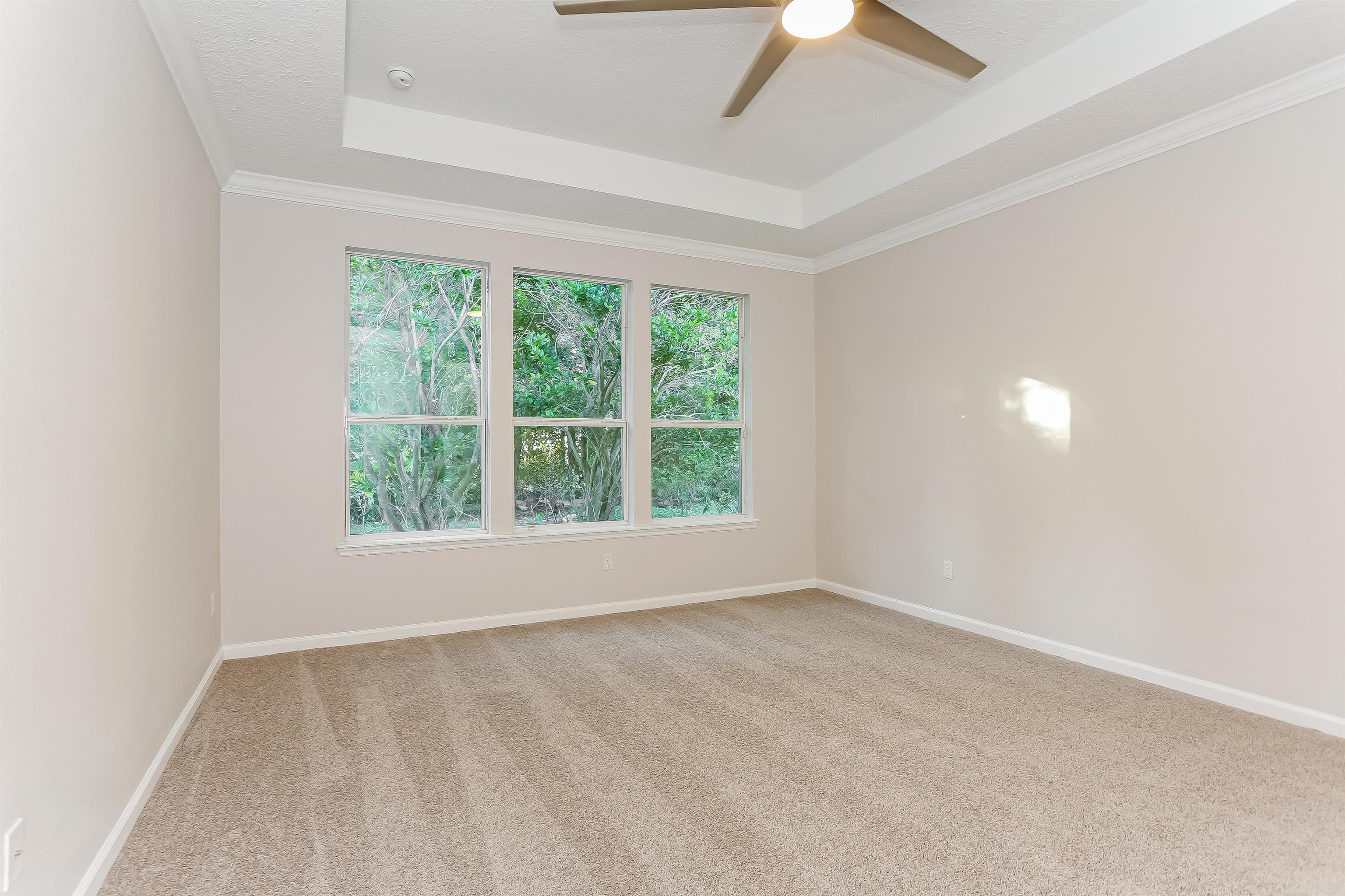 Image 11 of 20 For 124 Medio Dr