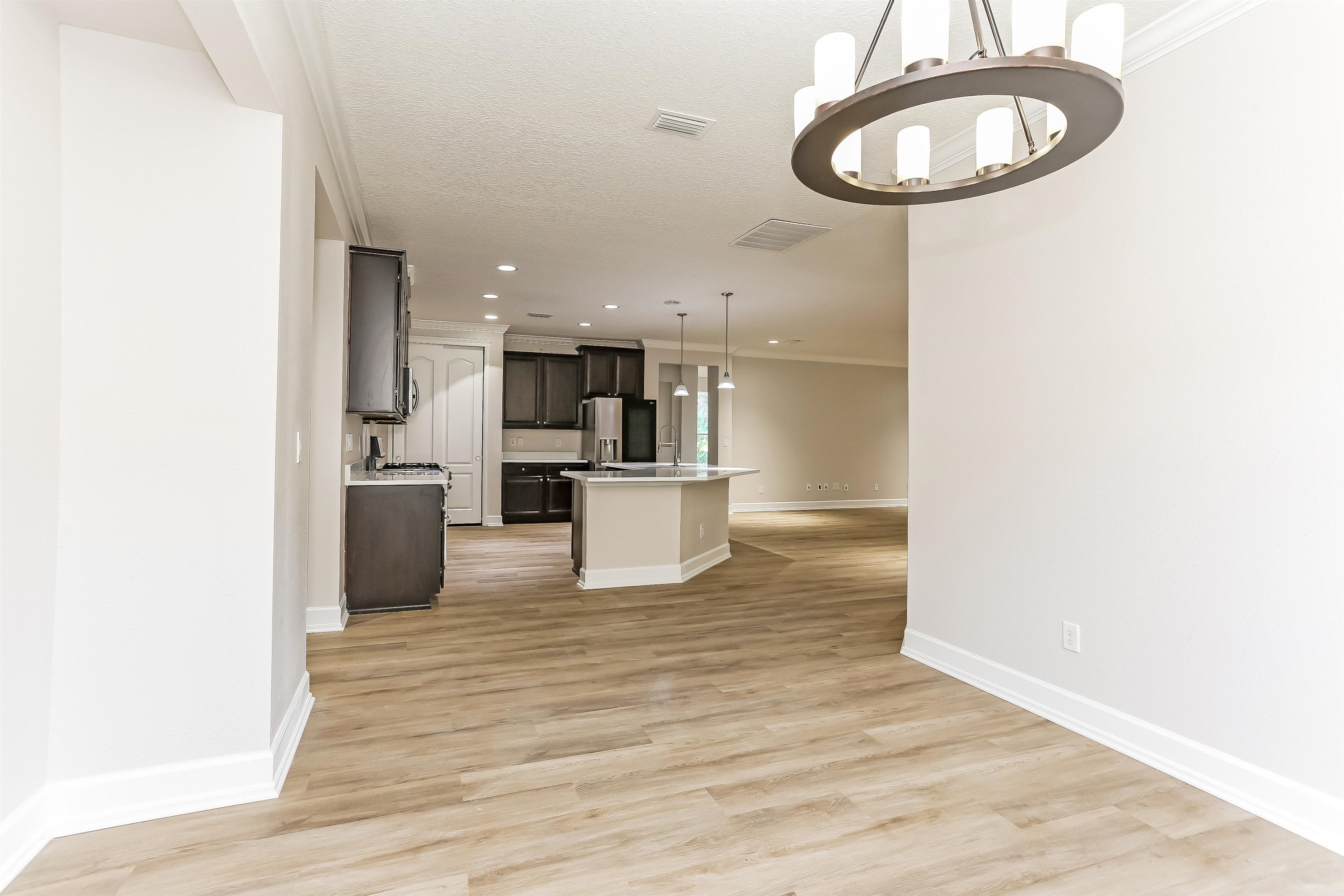 Image 6 of 20 For 124 Medio Dr