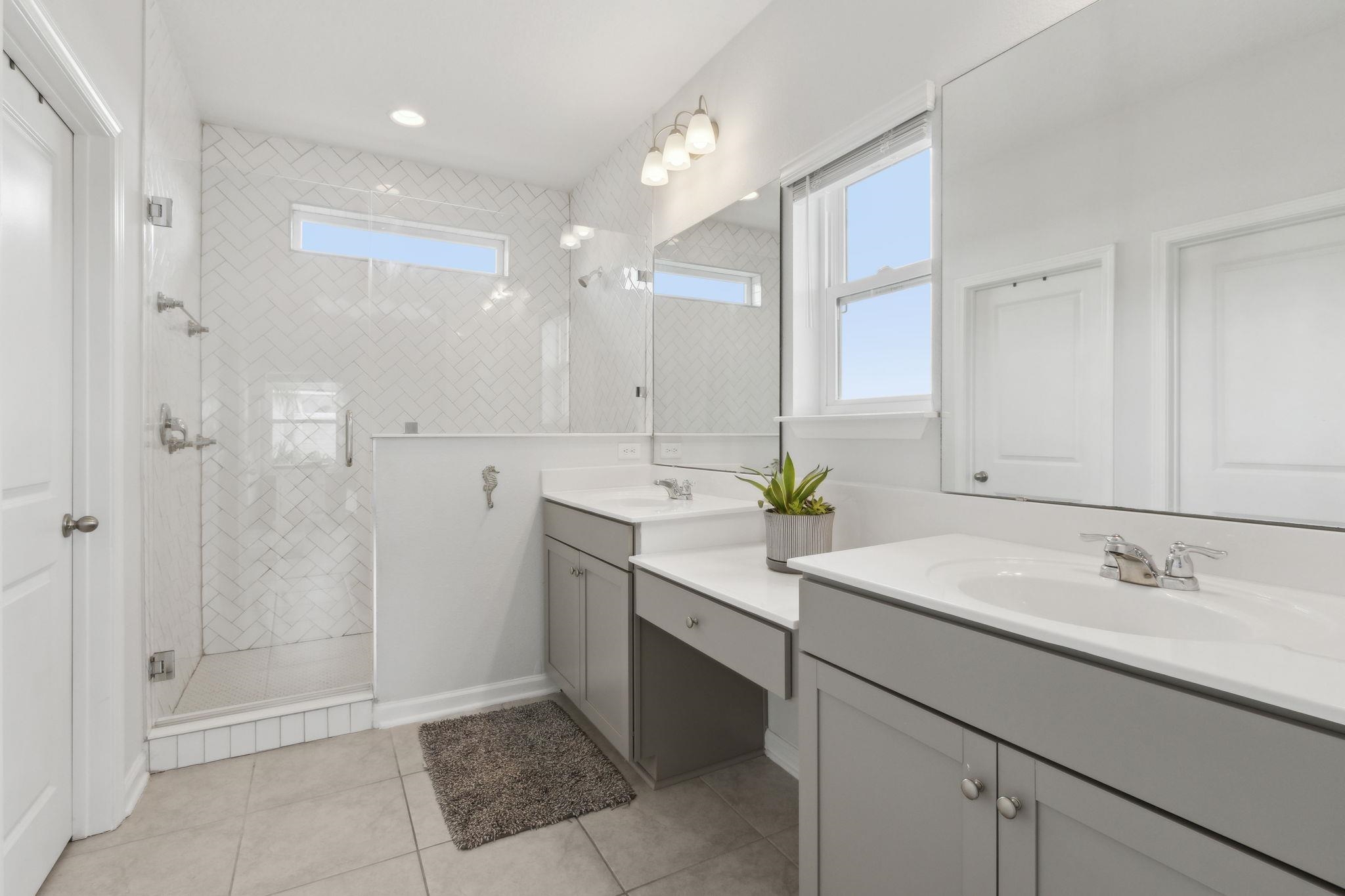 Image 33 of 76 For 57 Guanahani Trail