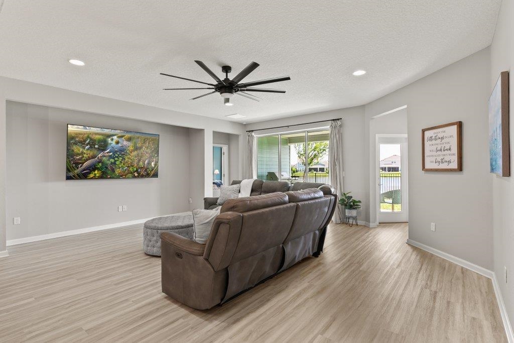 Image 43 of 65 For 66 Magdaleno Ct
