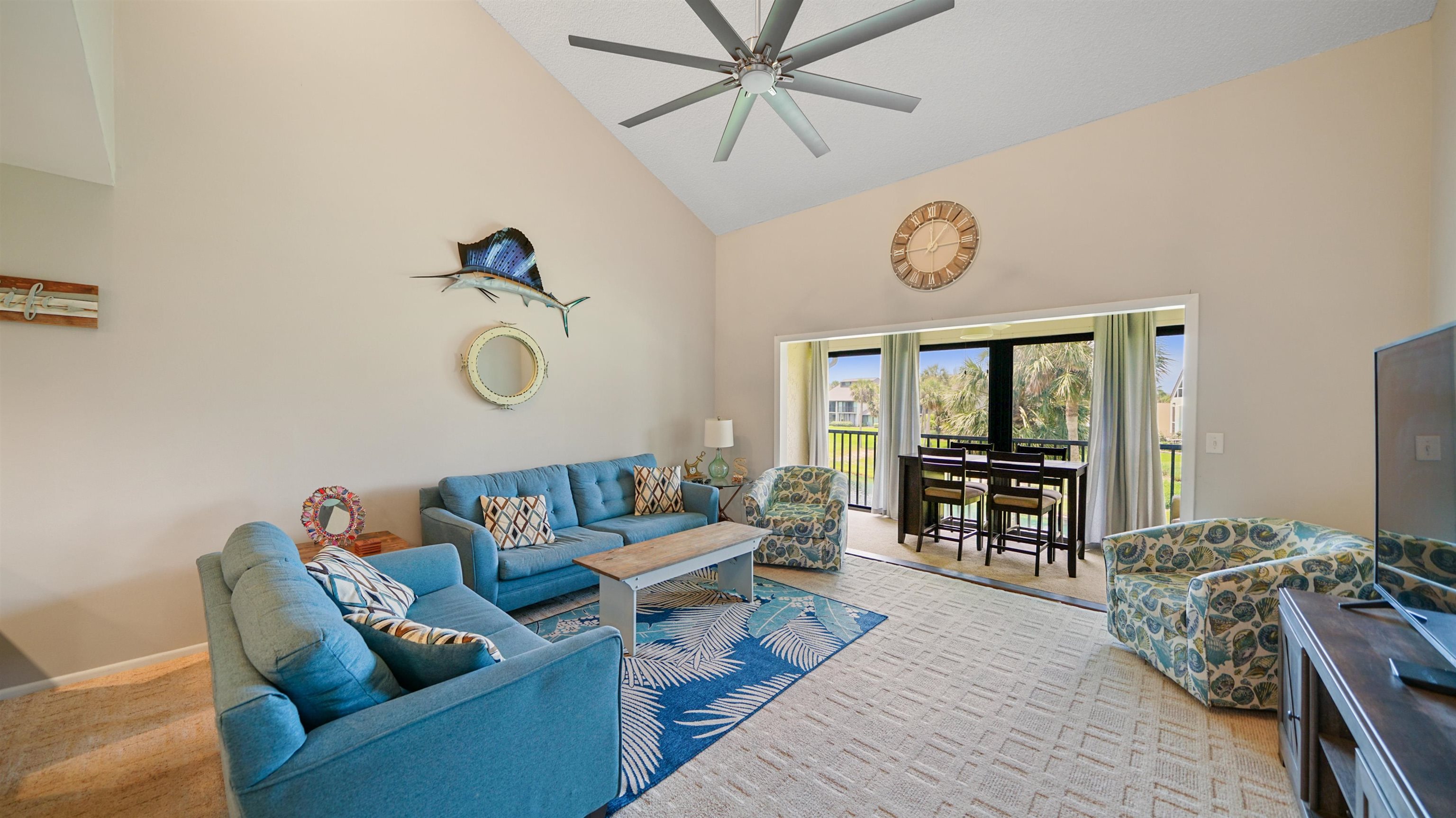 Image 5 of 51 For 87 Village Del Lago Cir