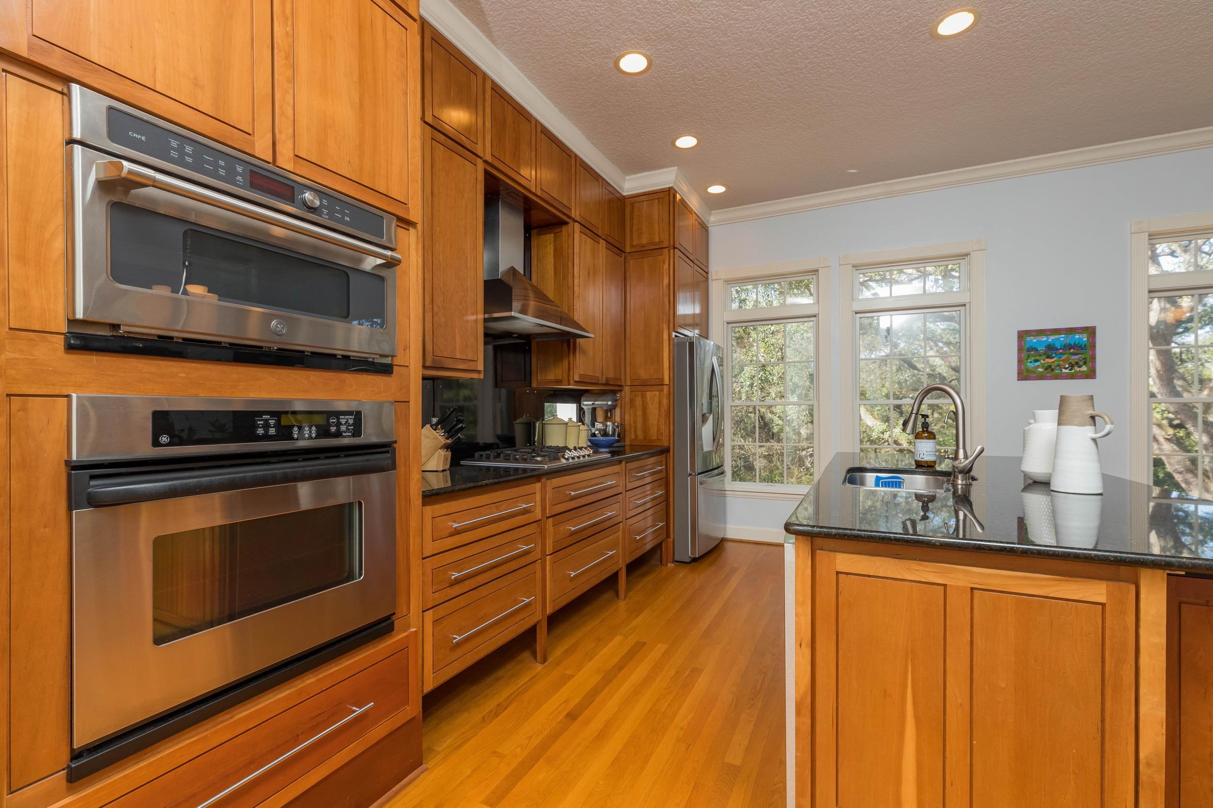 Image 17 of 50 For 313 Forest Dune Dr. S