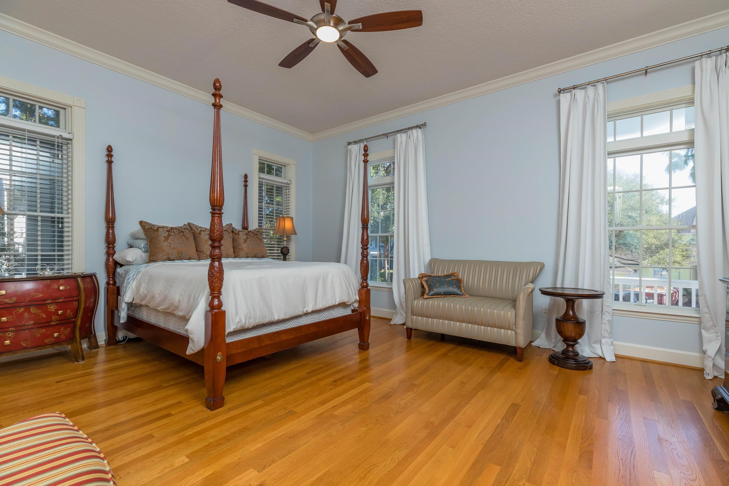 Image 21 of 50 For 313 Forest Dune Dr. S