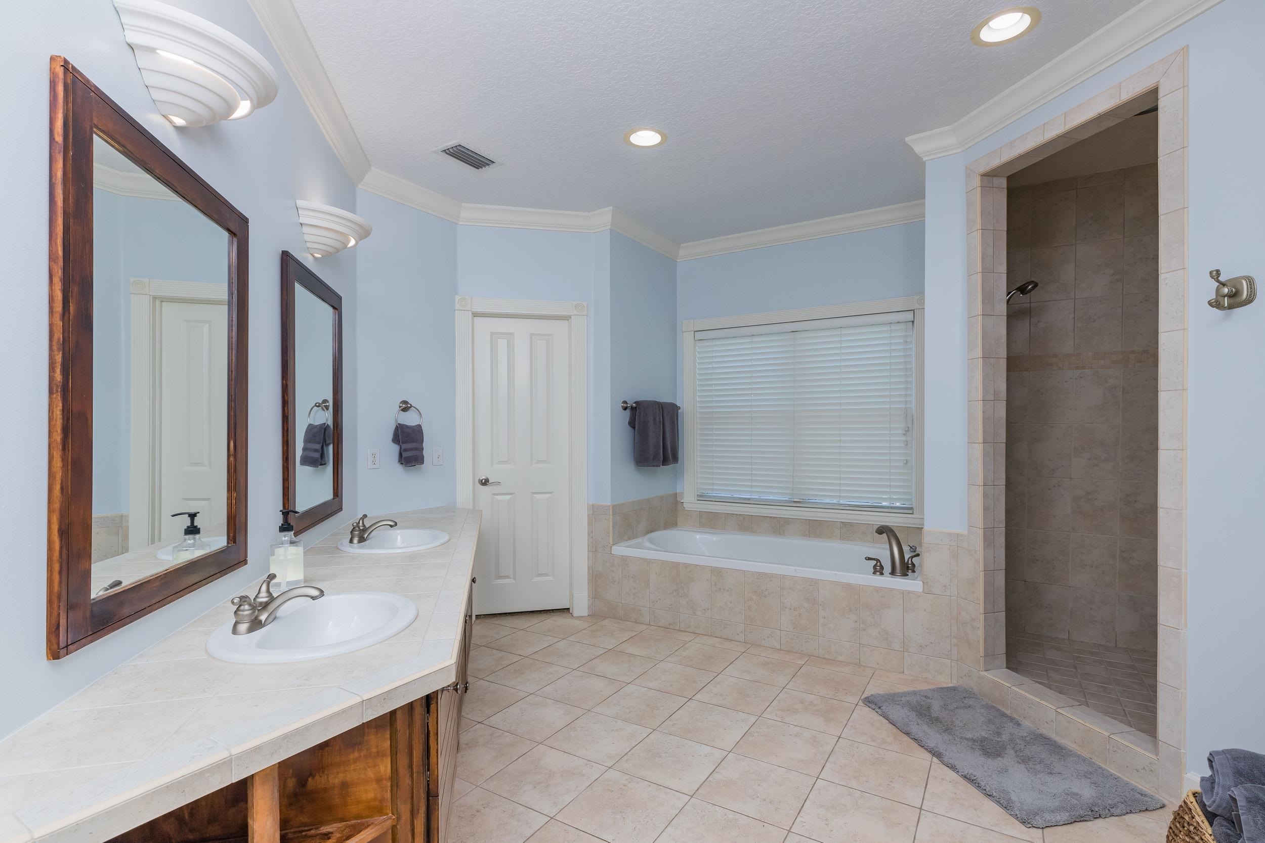 Image 32 of 50 For 313 Forest Dune Dr. S