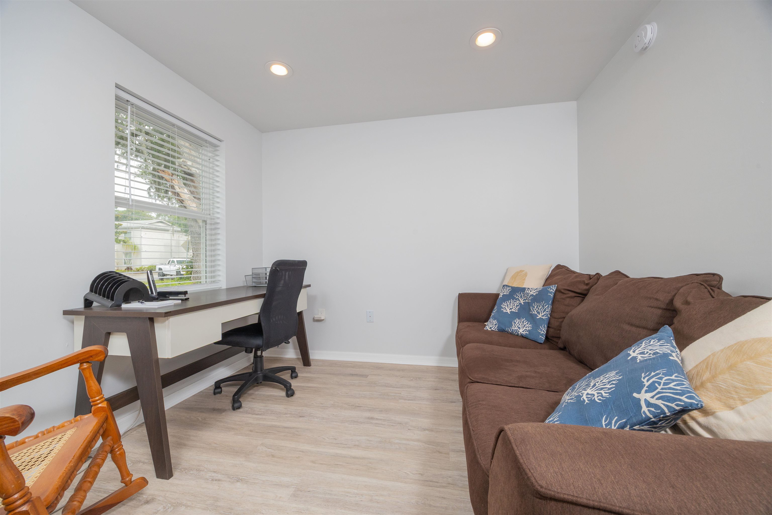 Image 18 of 28 For 55 Masters Dr  A