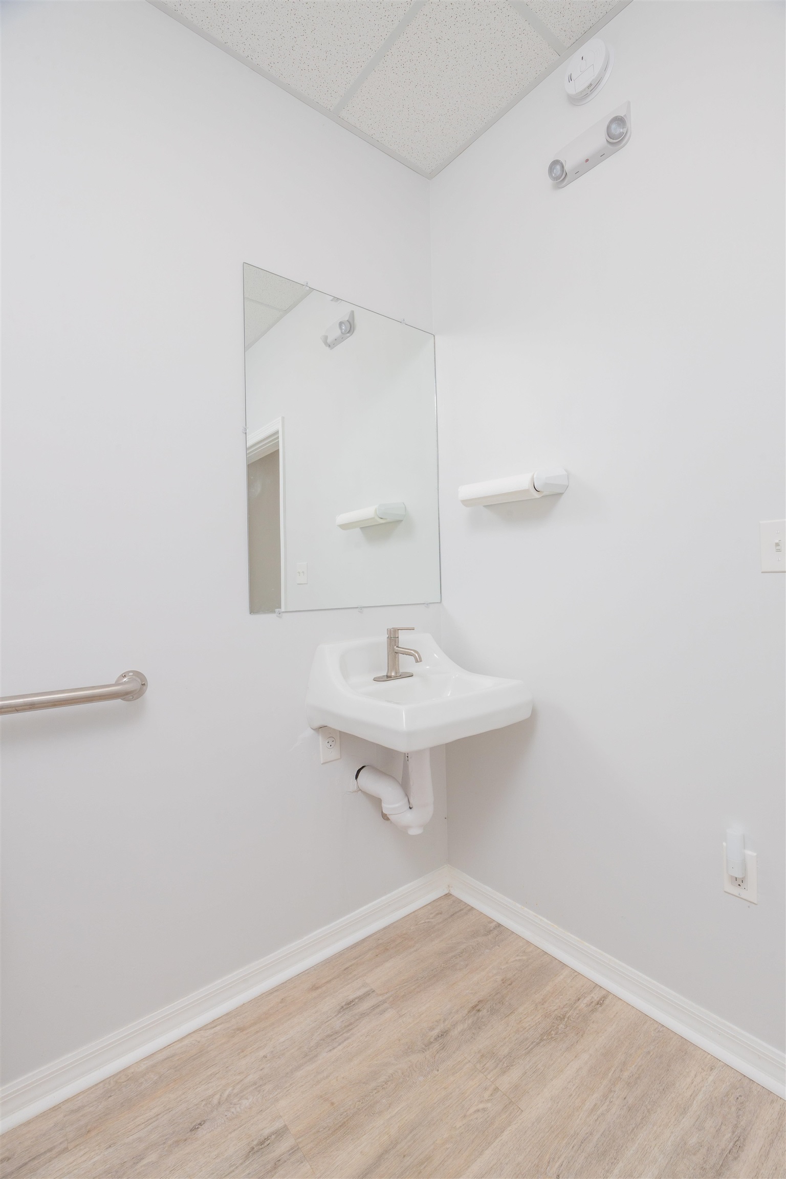 Image 19 of 28 For 55 Masters Dr  A