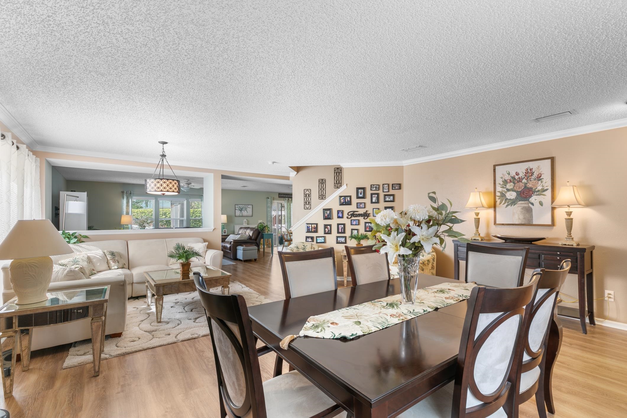Image 15 of 66 For 1409 Heather Ct