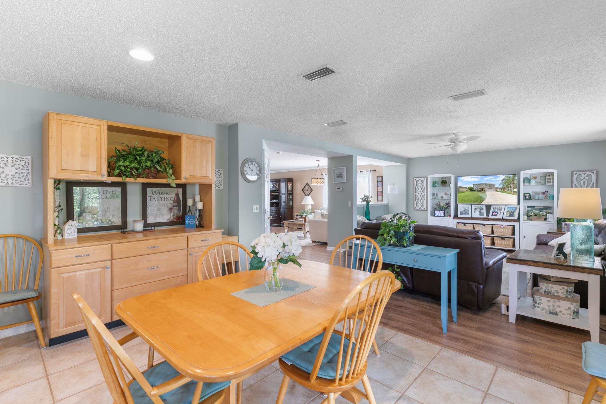 Image 30 of 66 For 1409 Heather Ct