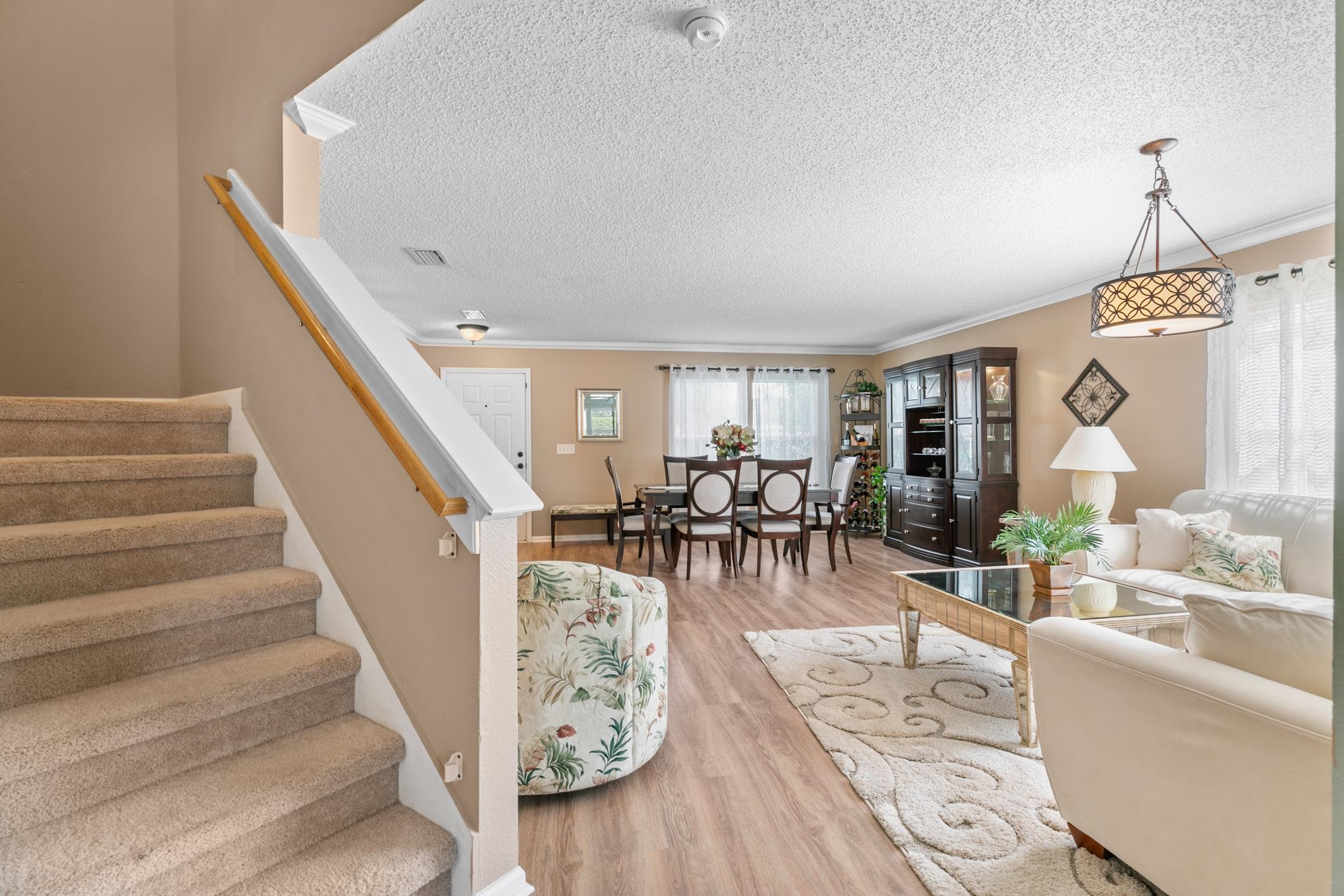 Image 31 of 66 For 1409 Heather Ct