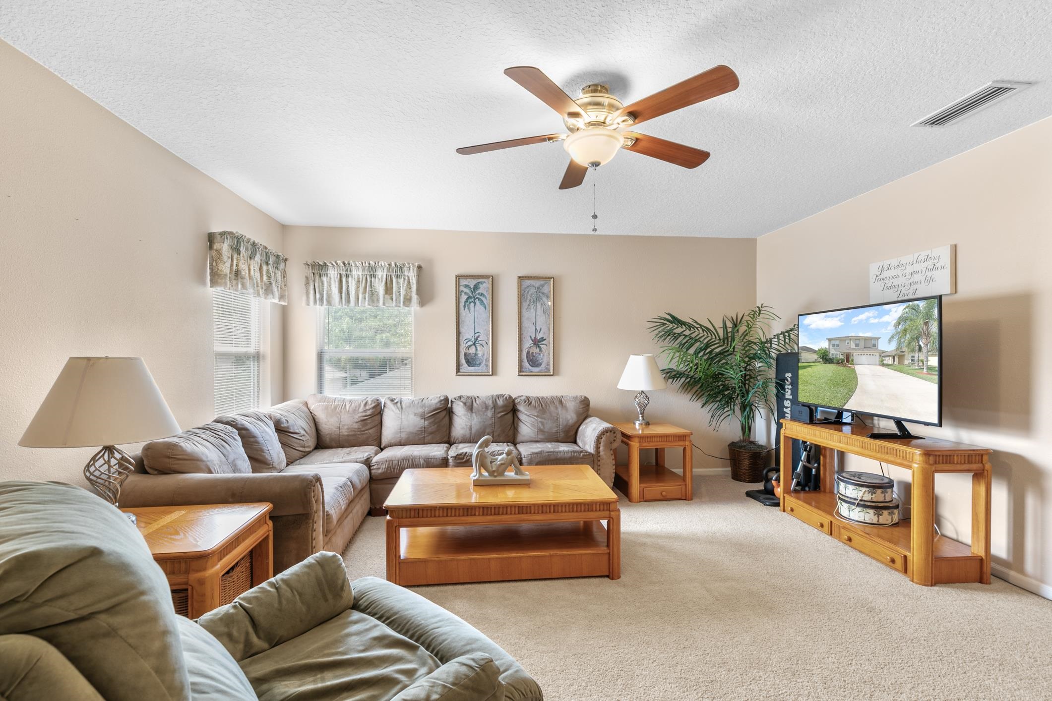 Image 34 of 66 For 1409 Heather Ct