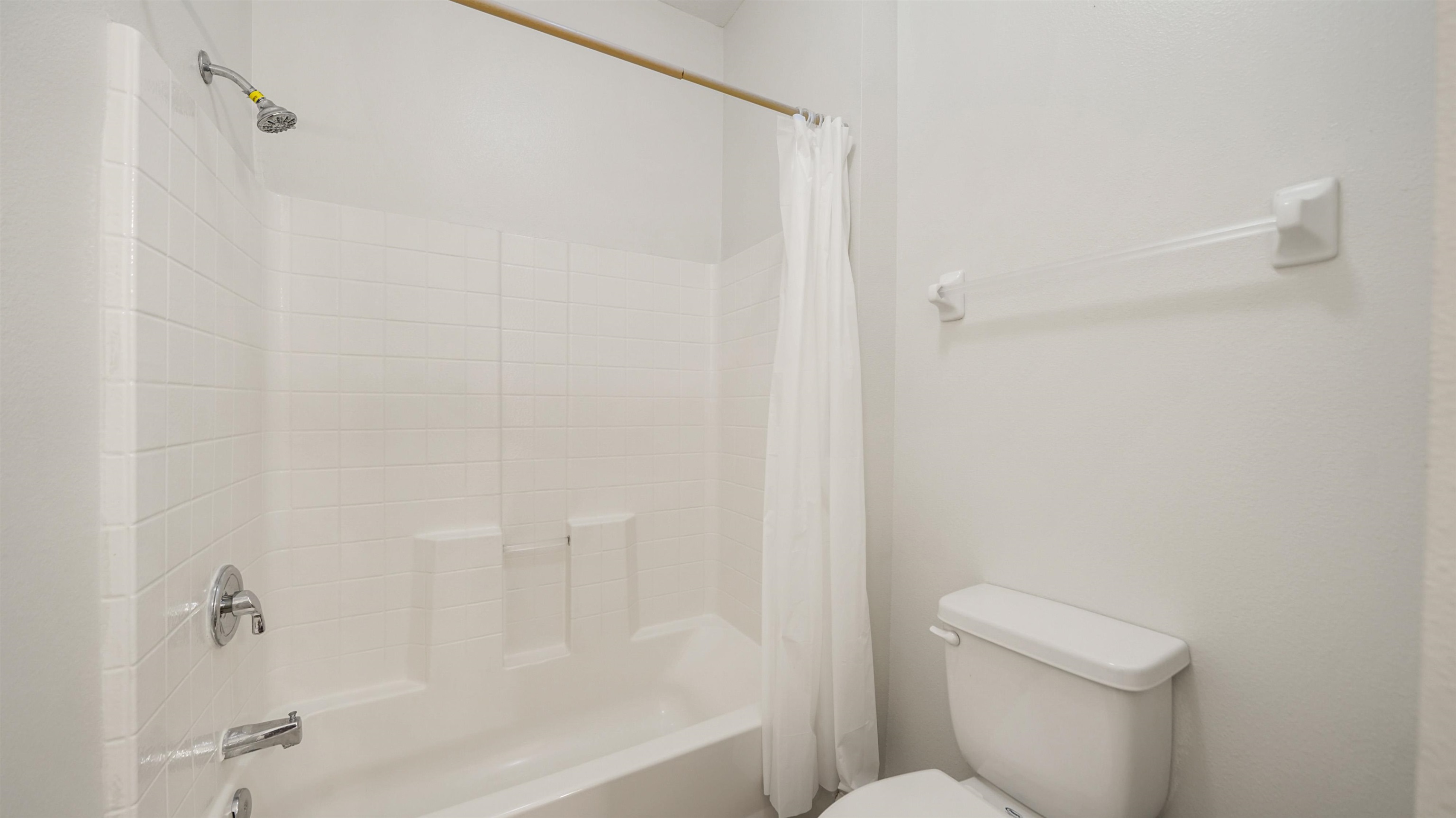 Image 16 of 30 For 7990 Baymeadows Rd  1114