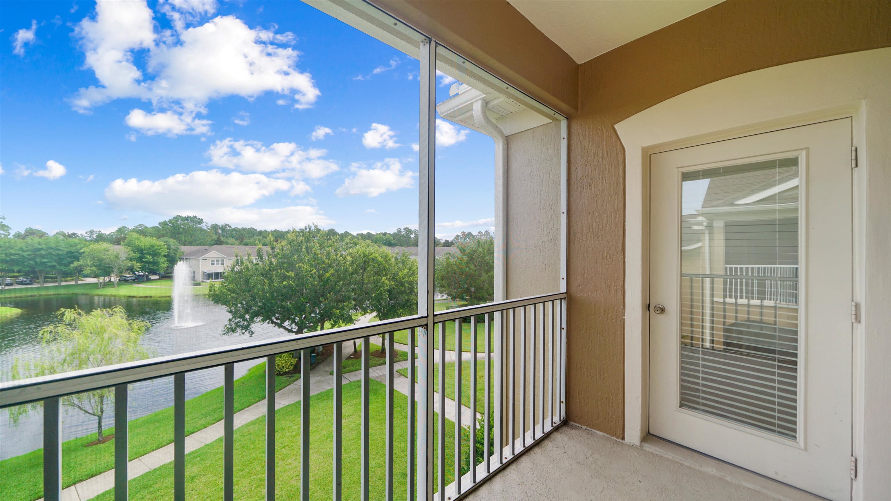 Image 19 of 30 For 7990 Baymeadows Rd  1114