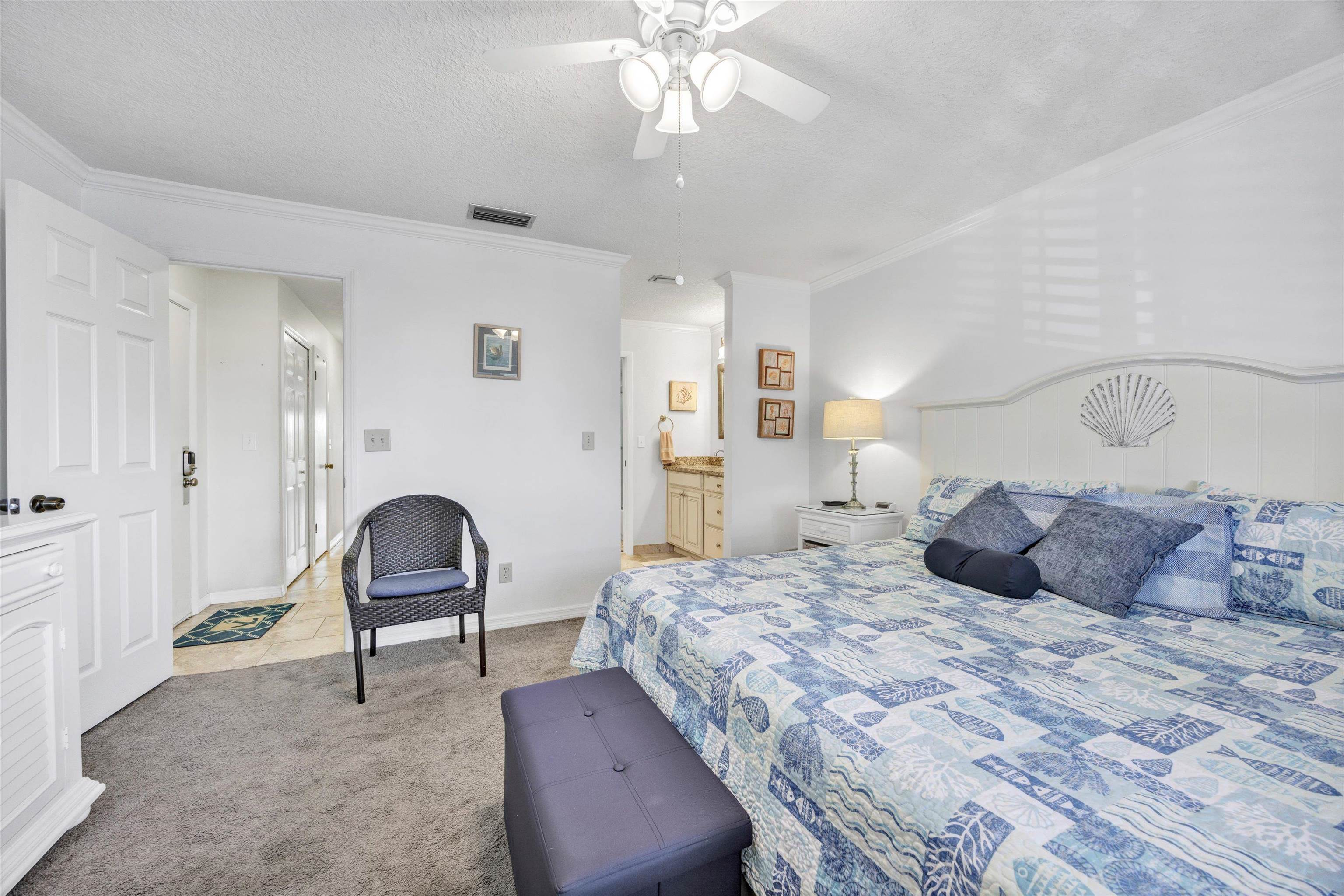 Image 12 of 34 For 99 Village Del Prado Cir