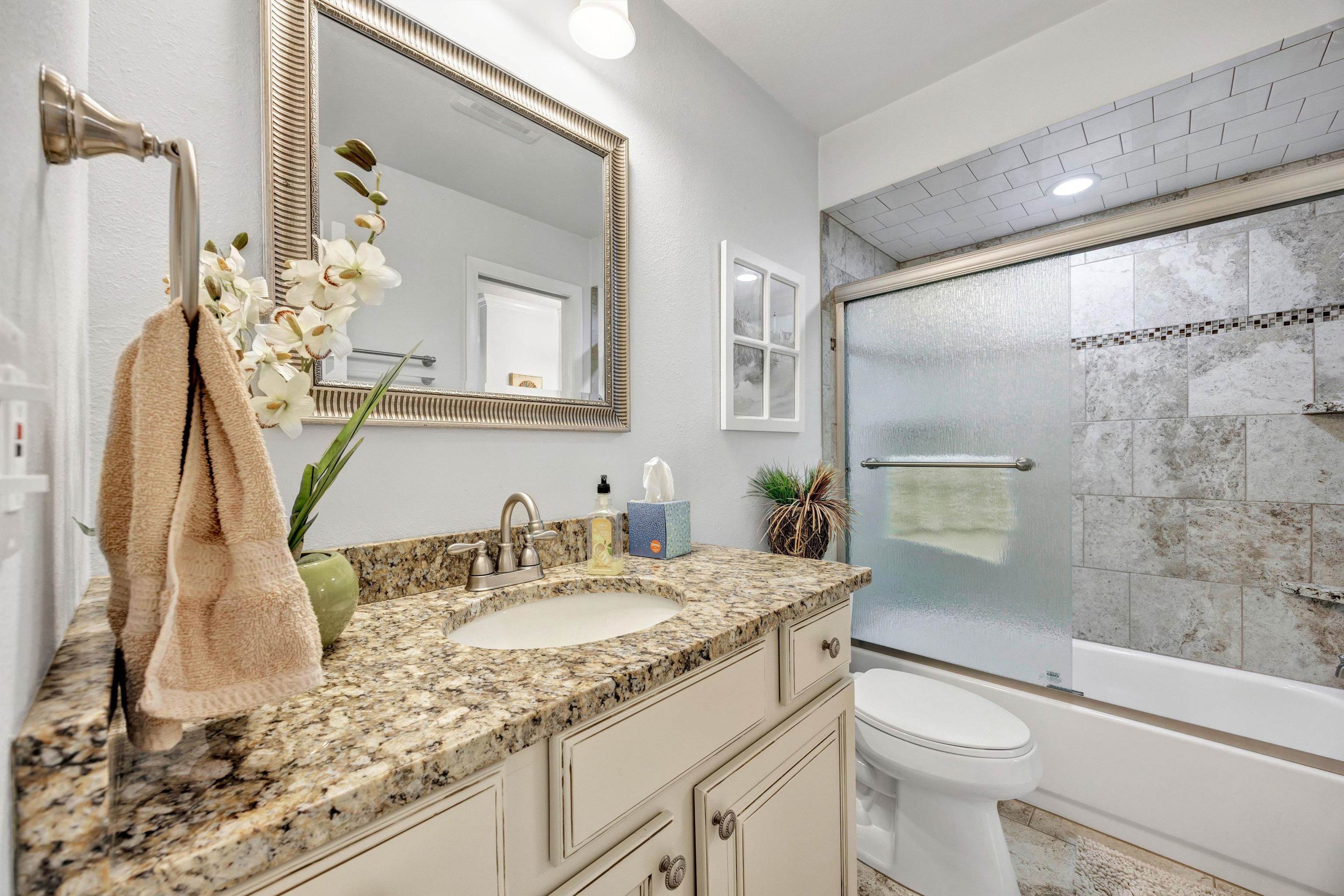 Image 15 of 34 For 99 Village Del Prado Cir