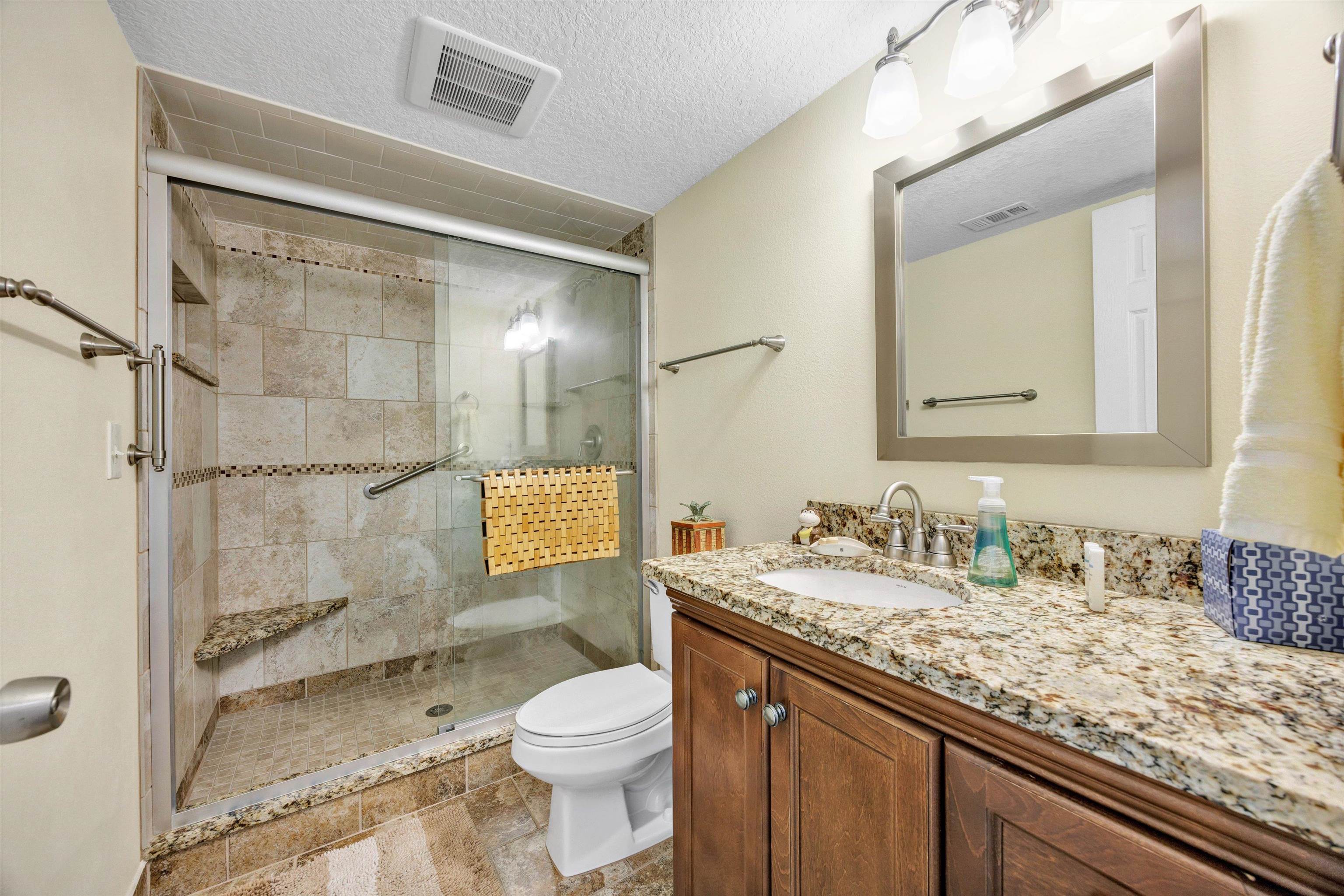 Image 18 of 34 For 99 Village Del Prado Cir