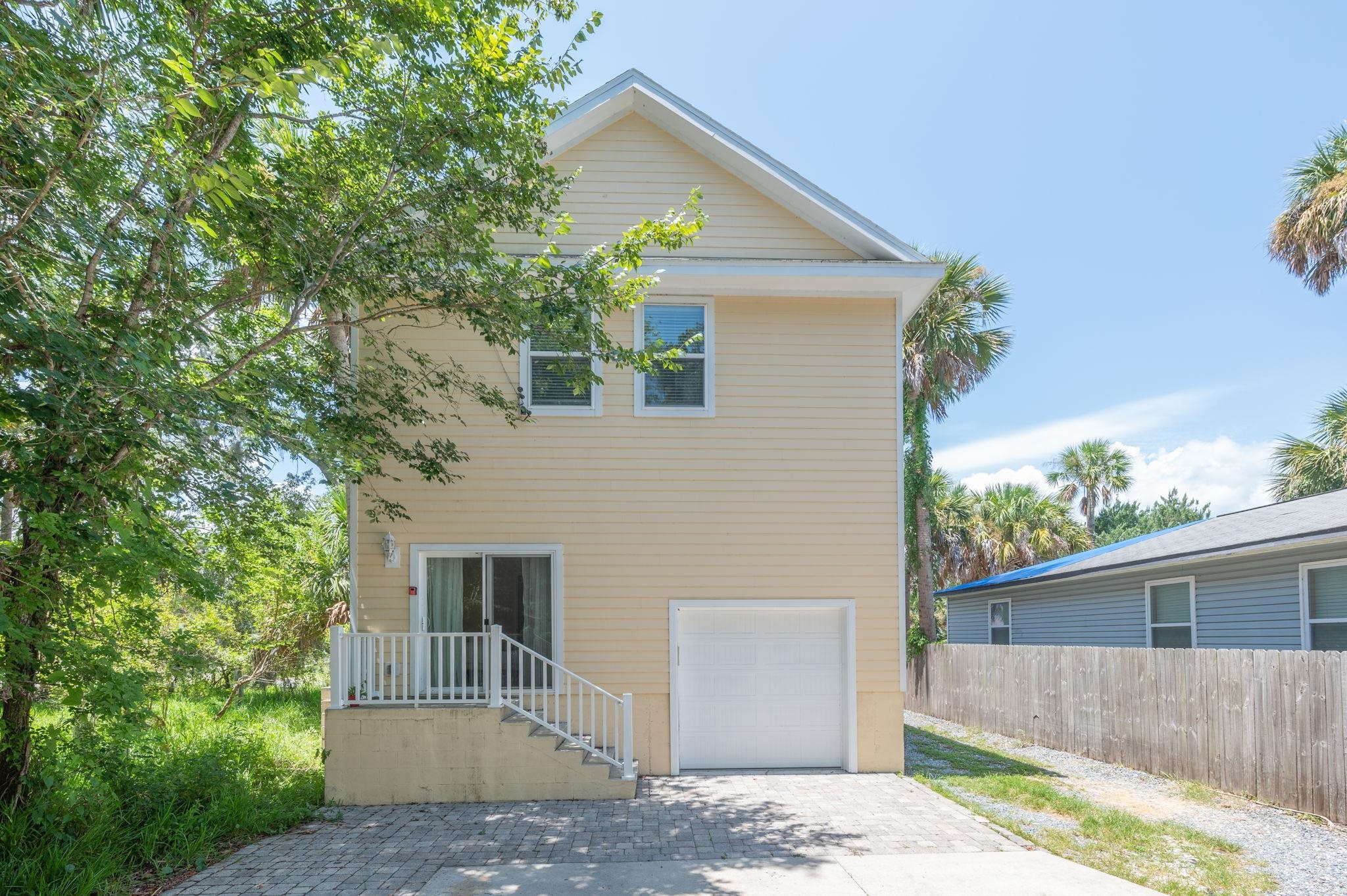 Image 56 of 87 For 239 Riberia St