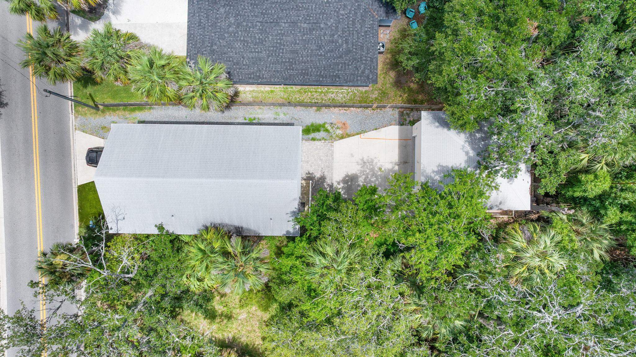 Image 80 of 87 For 239 Riberia St