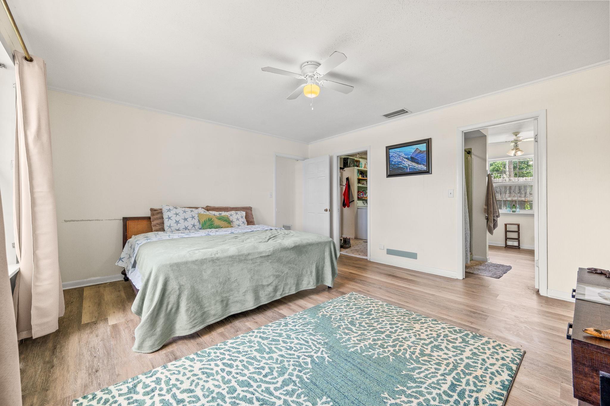 Image 13 of 42 For 18 Ocean Avenue