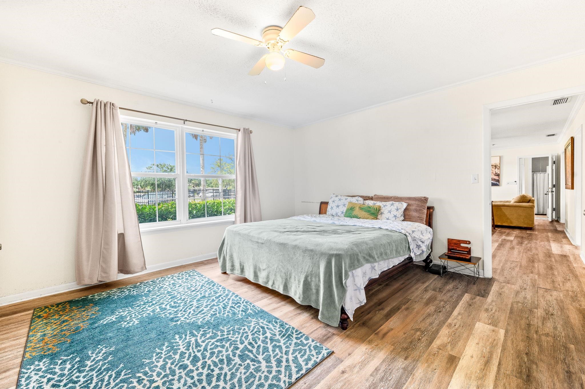 Image 15 of 42 For 18 Ocean Avenue