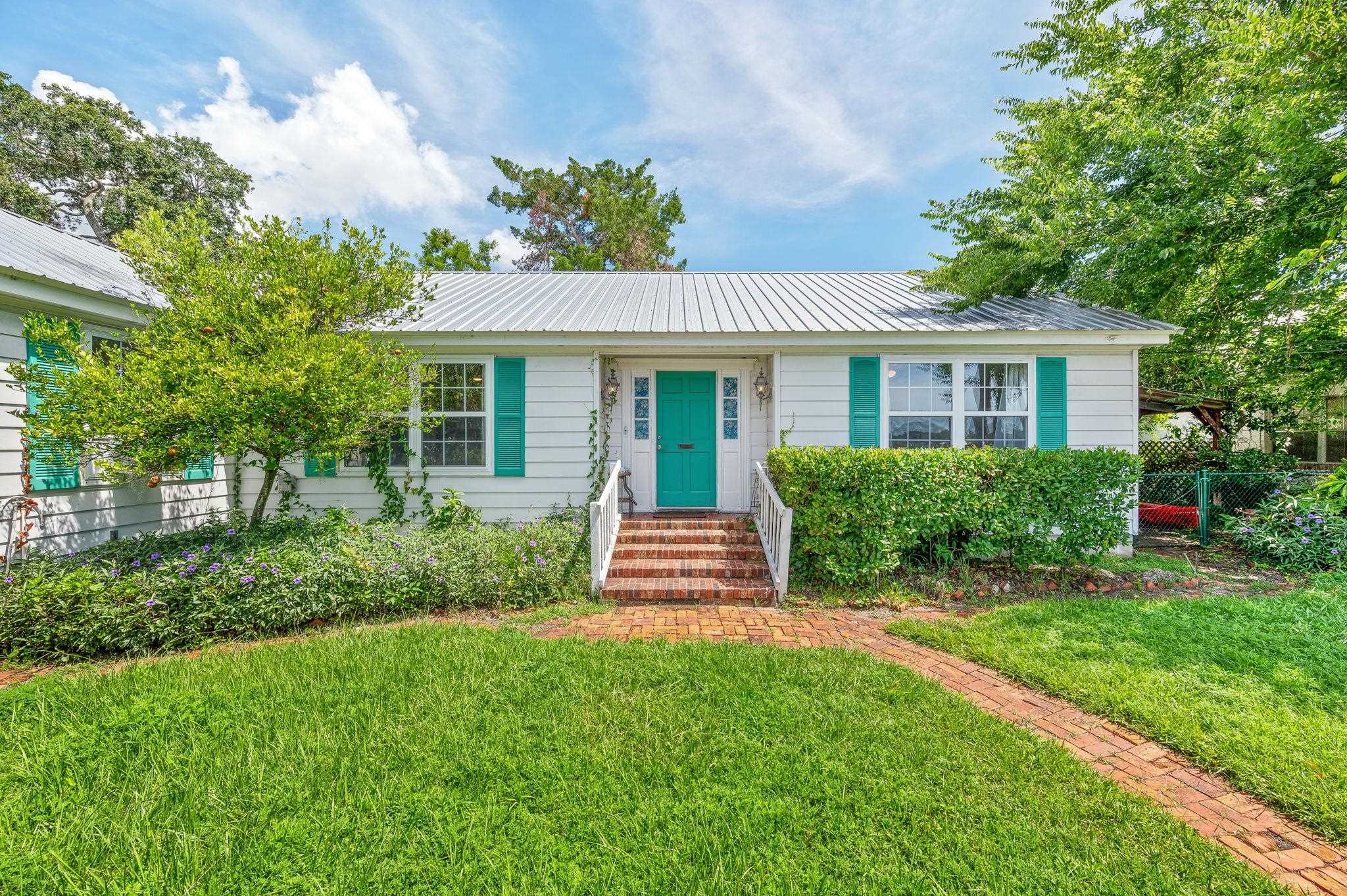 Image 2 of 42 For 18 Ocean Avenue