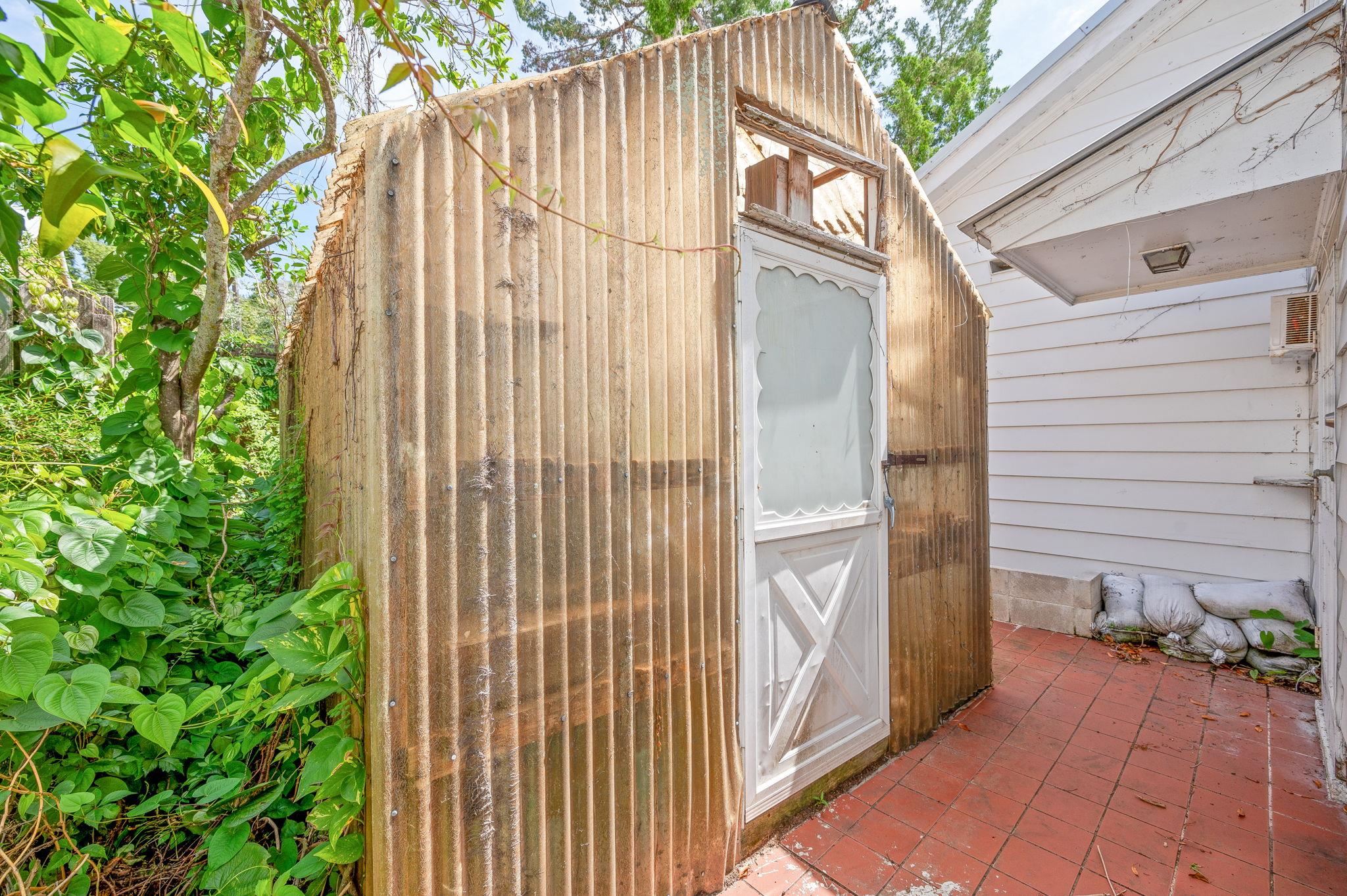 Image 40 of 42 For 18 Ocean Avenue
