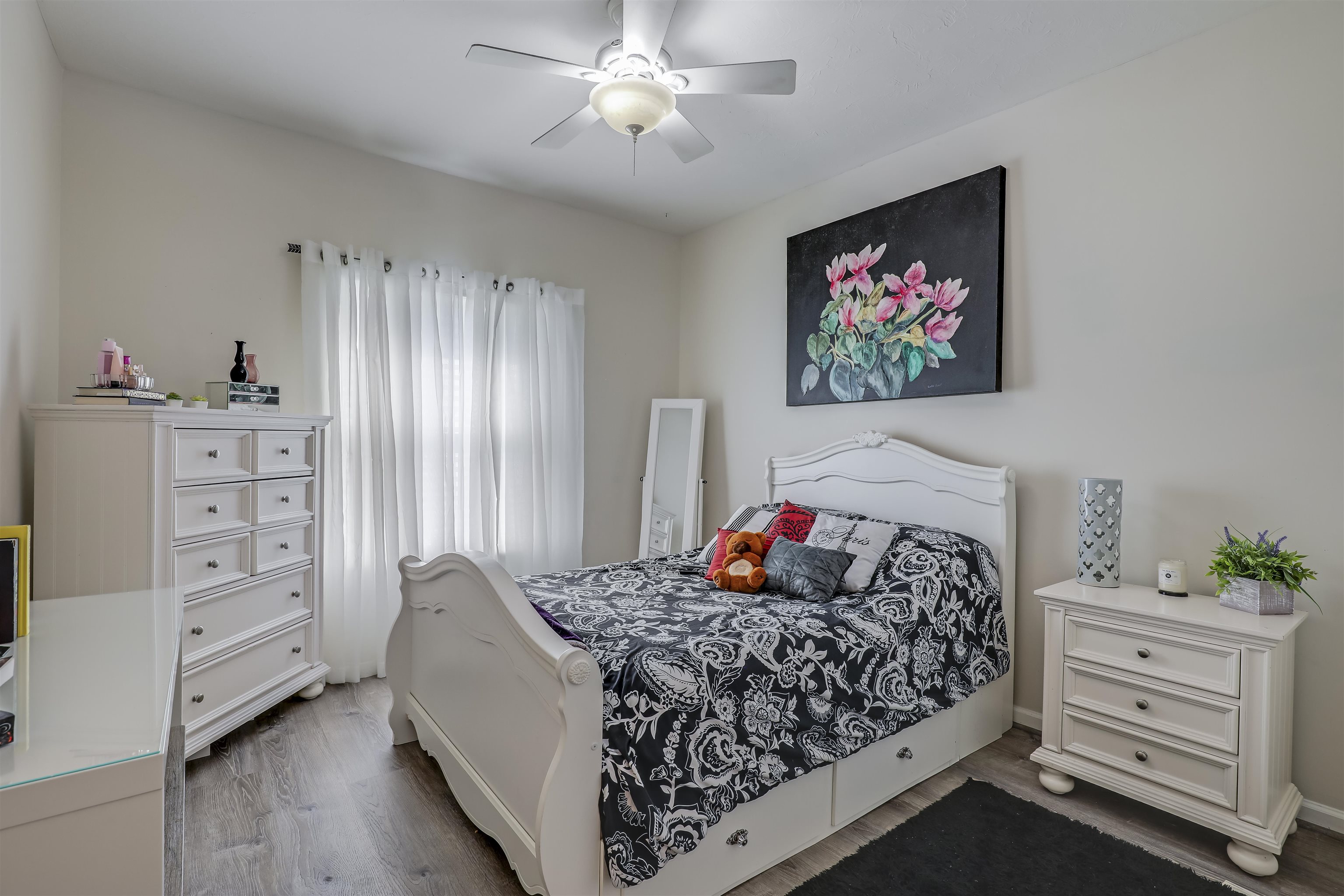 Image 35 of 71 For 1290 Cunningham Creek Dr
