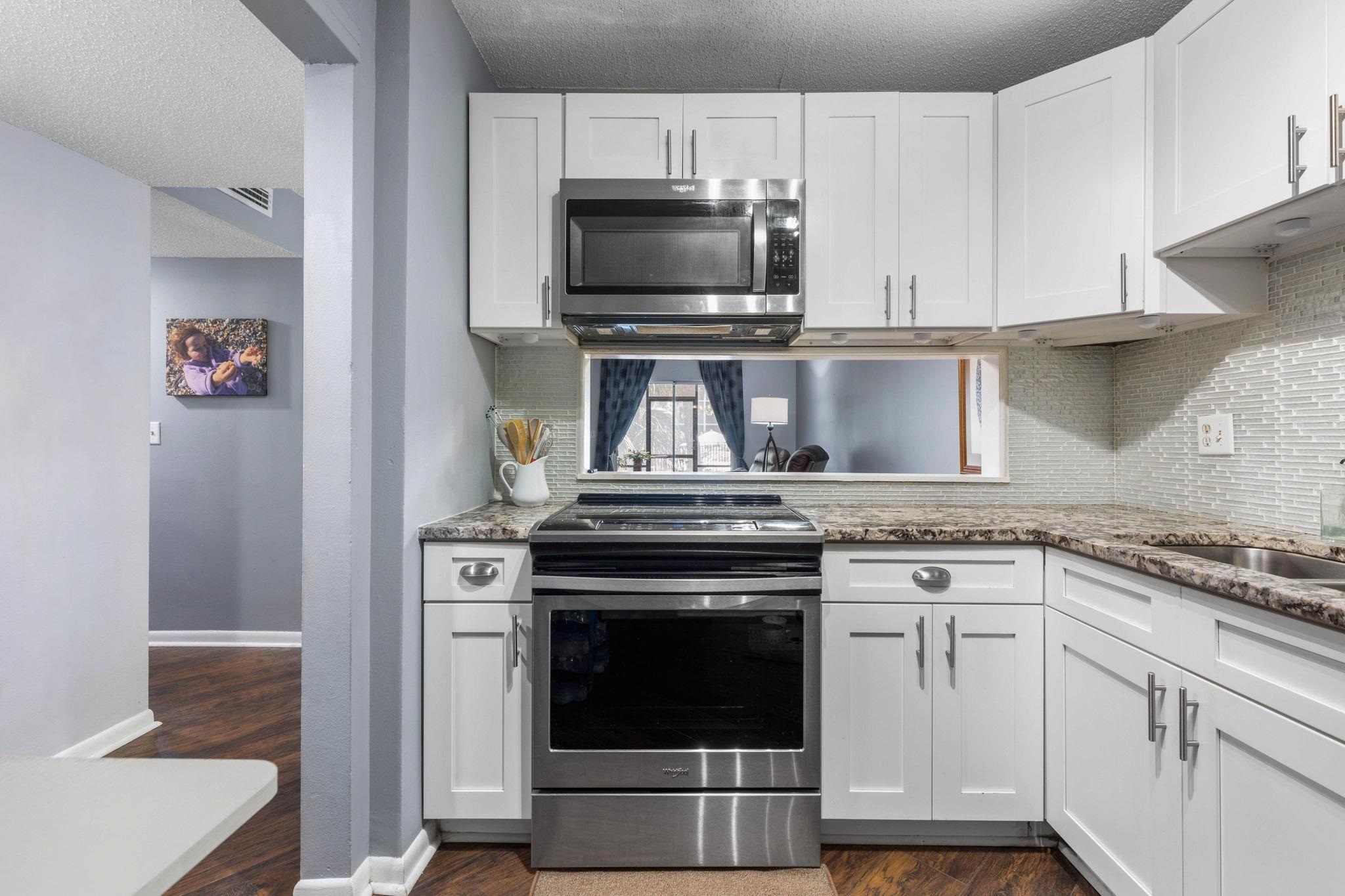 Image 14 of 53 For 640 Nova Road N 117