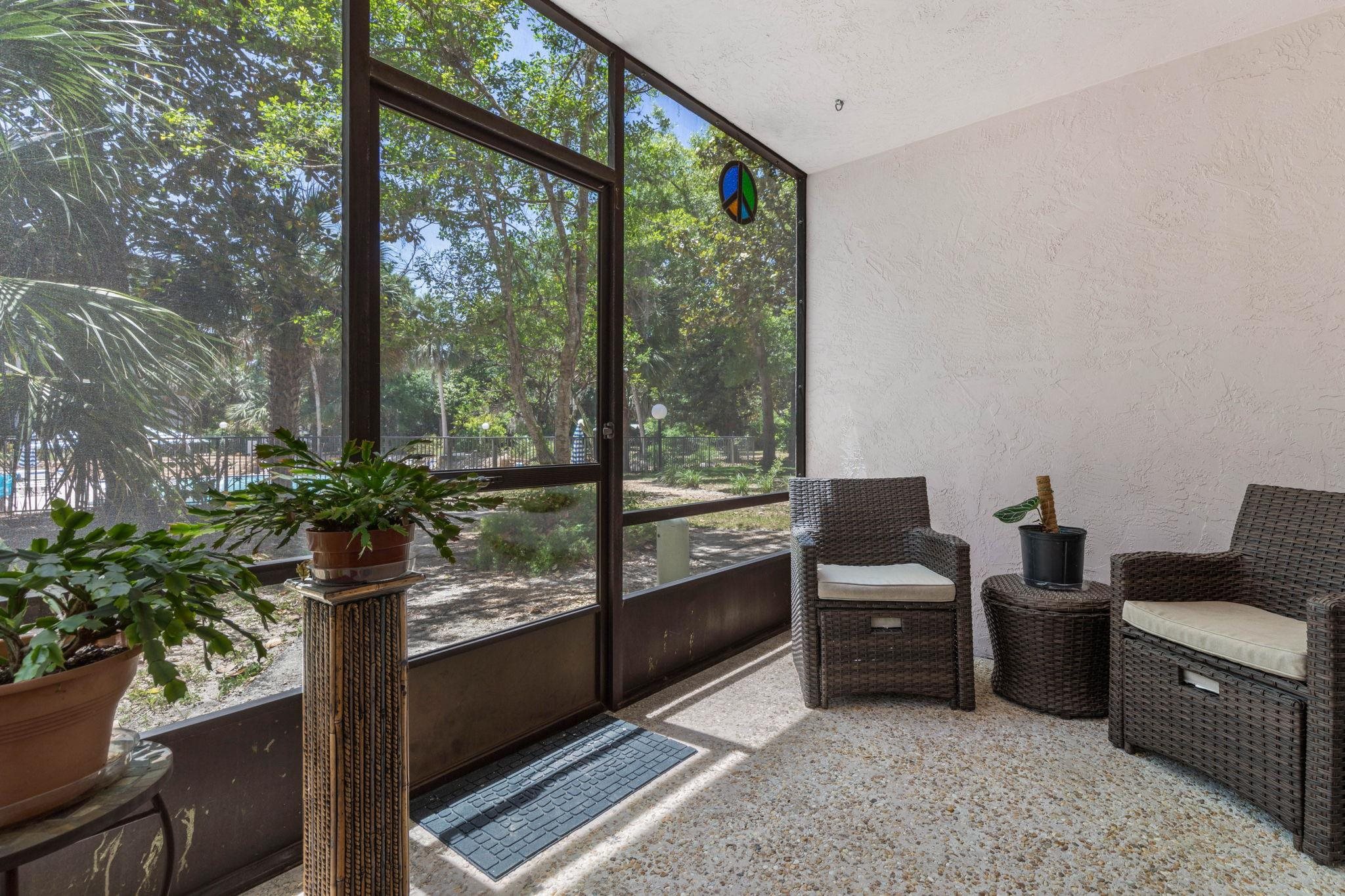 Image 27 of 53 For 640 Nova Road N 117