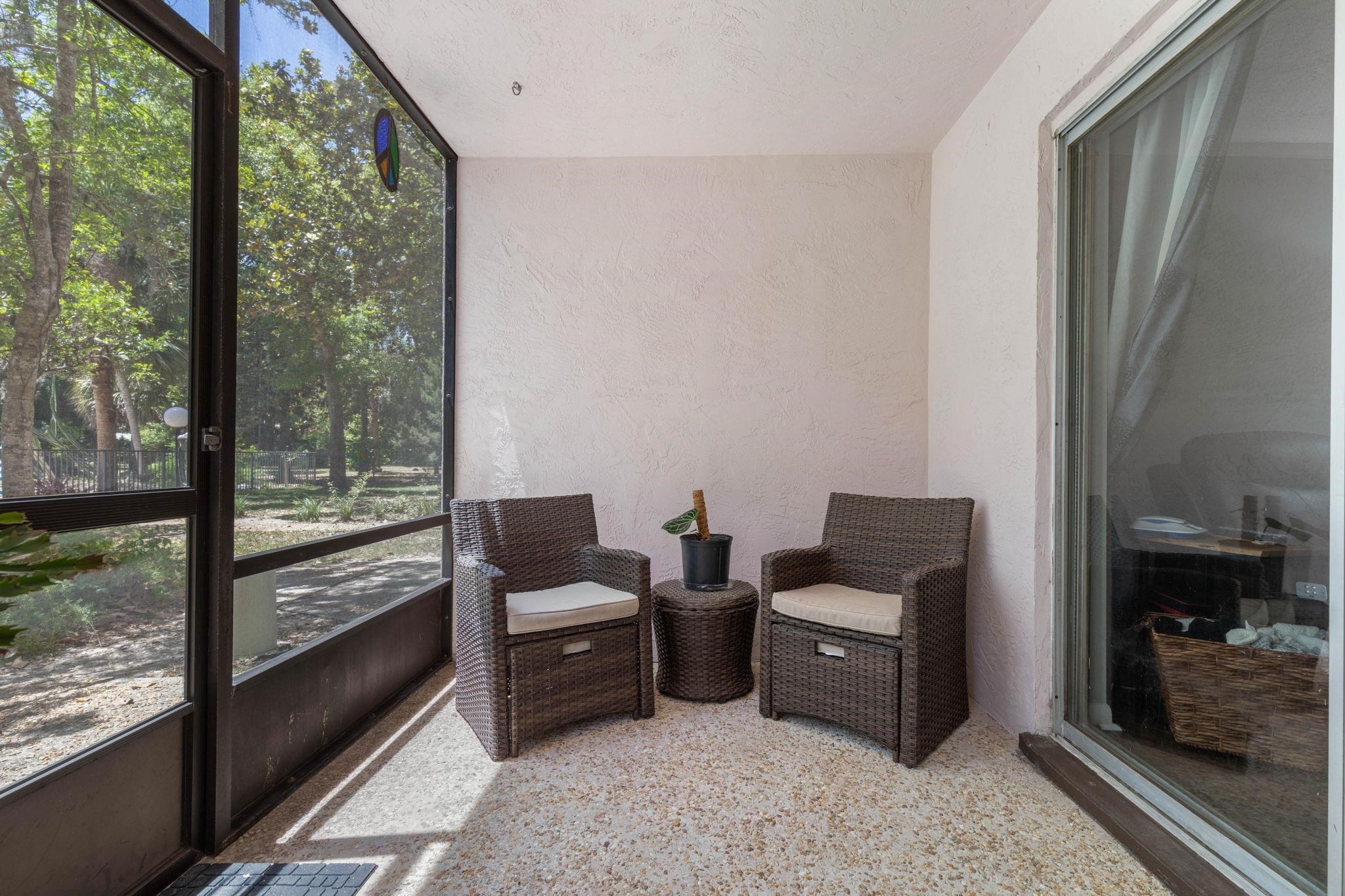 Image 28 of 53 For 640 Nova Road N 117