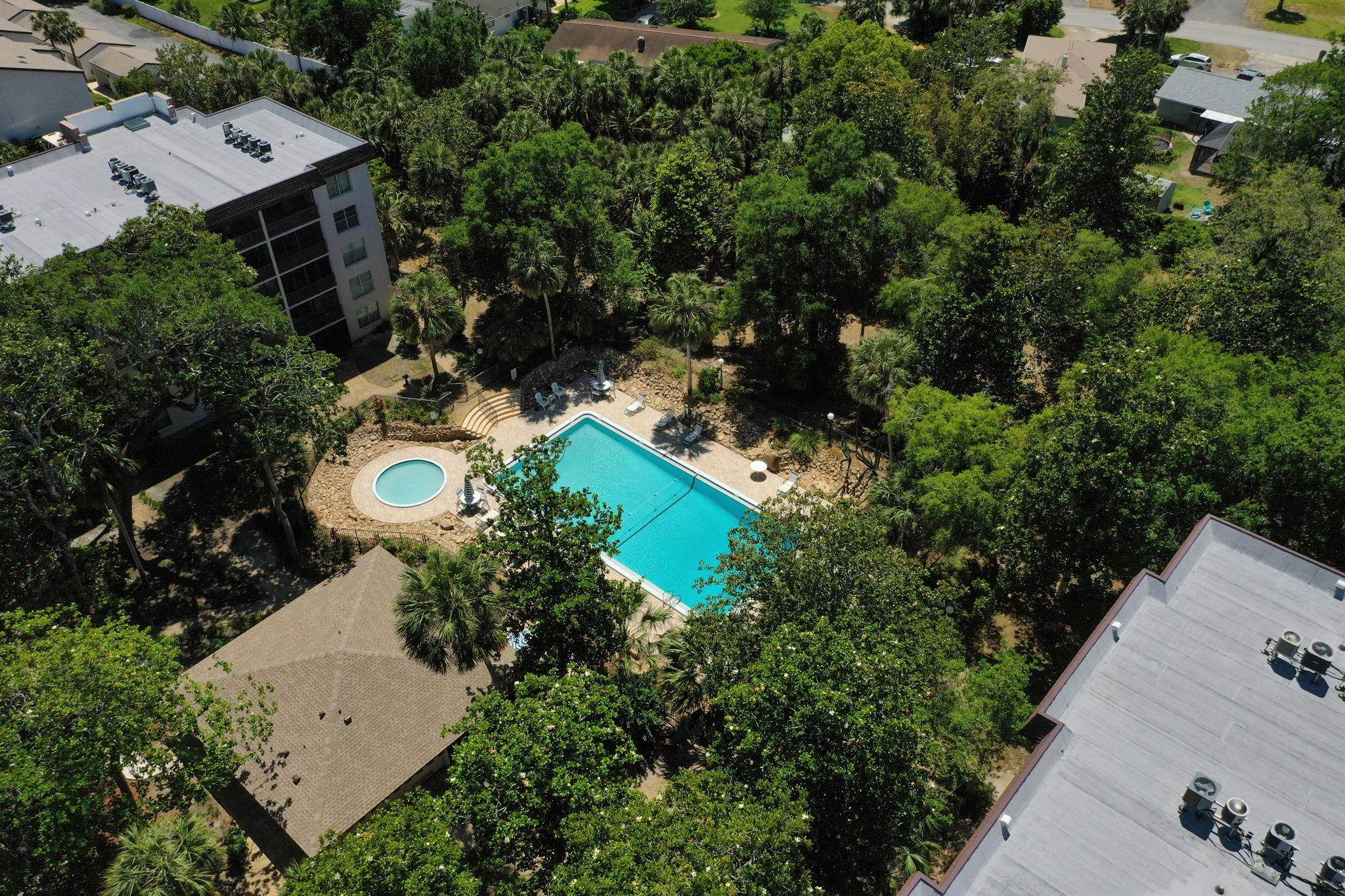 Image 47 of 53 For 640 Nova Road N 117