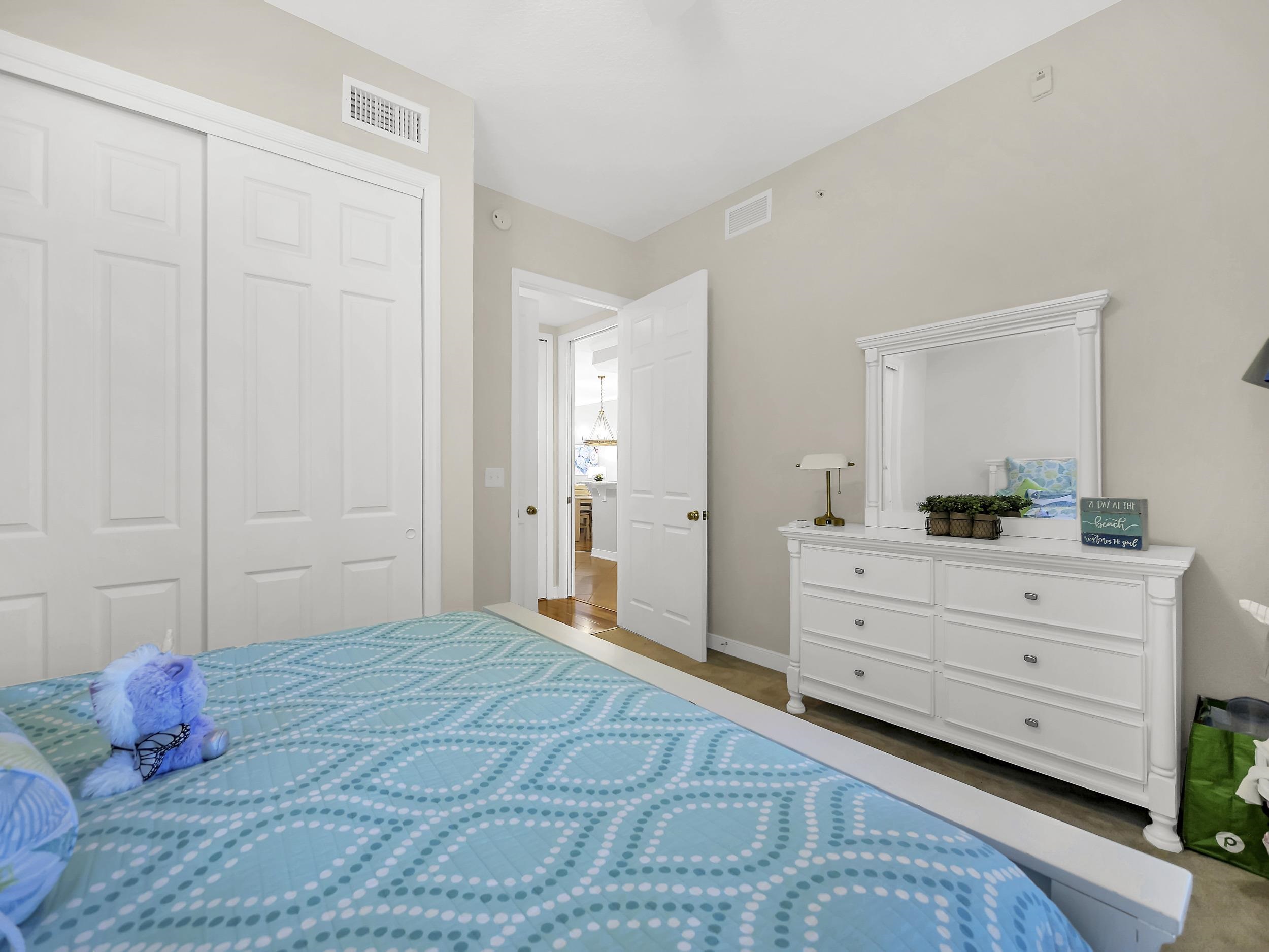 Image 12 of 41 For 140 Pantano Cay Blvd  1103
