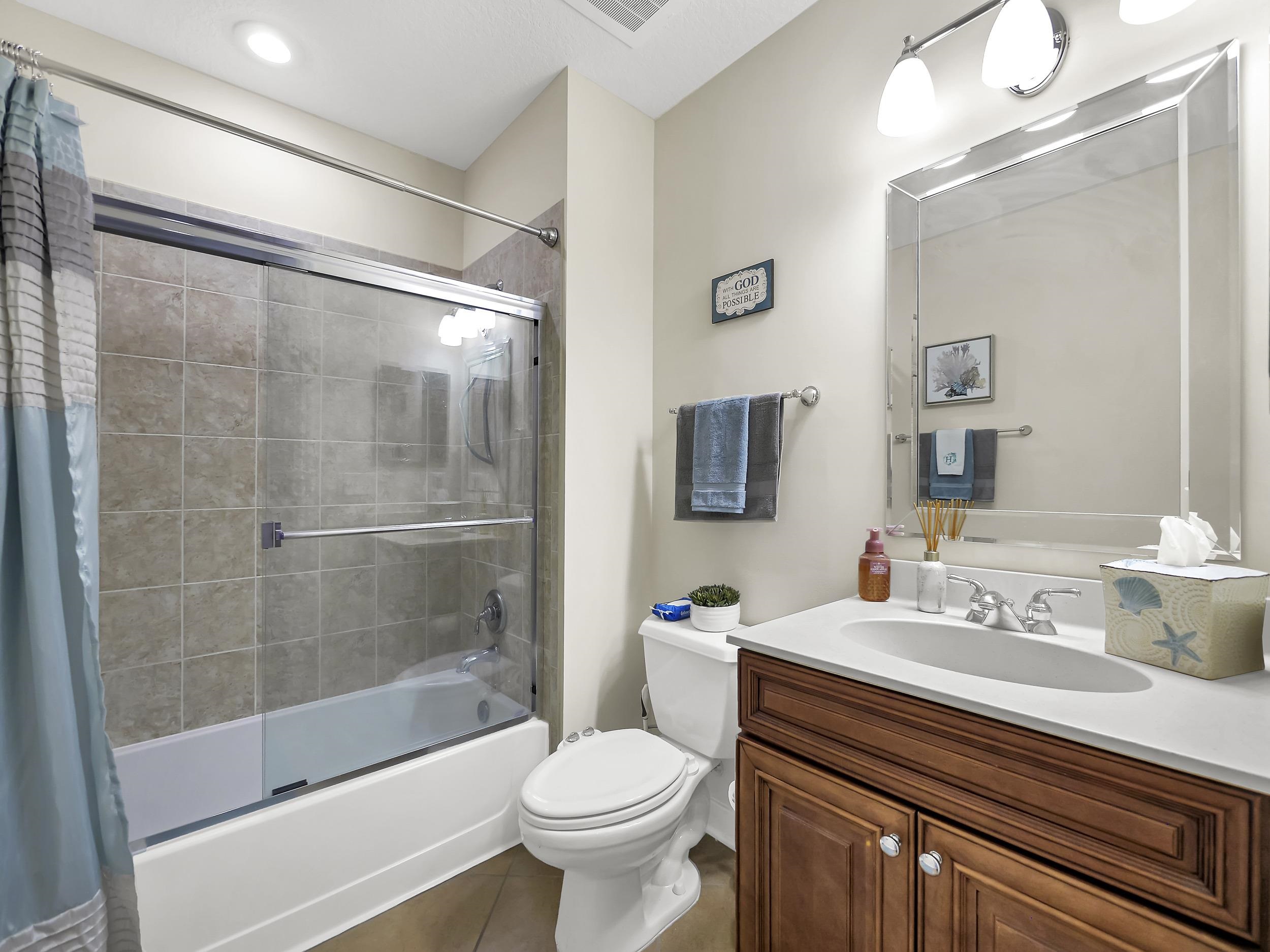 Image 14 of 41 For 140 Pantano Cay Blvd  1103