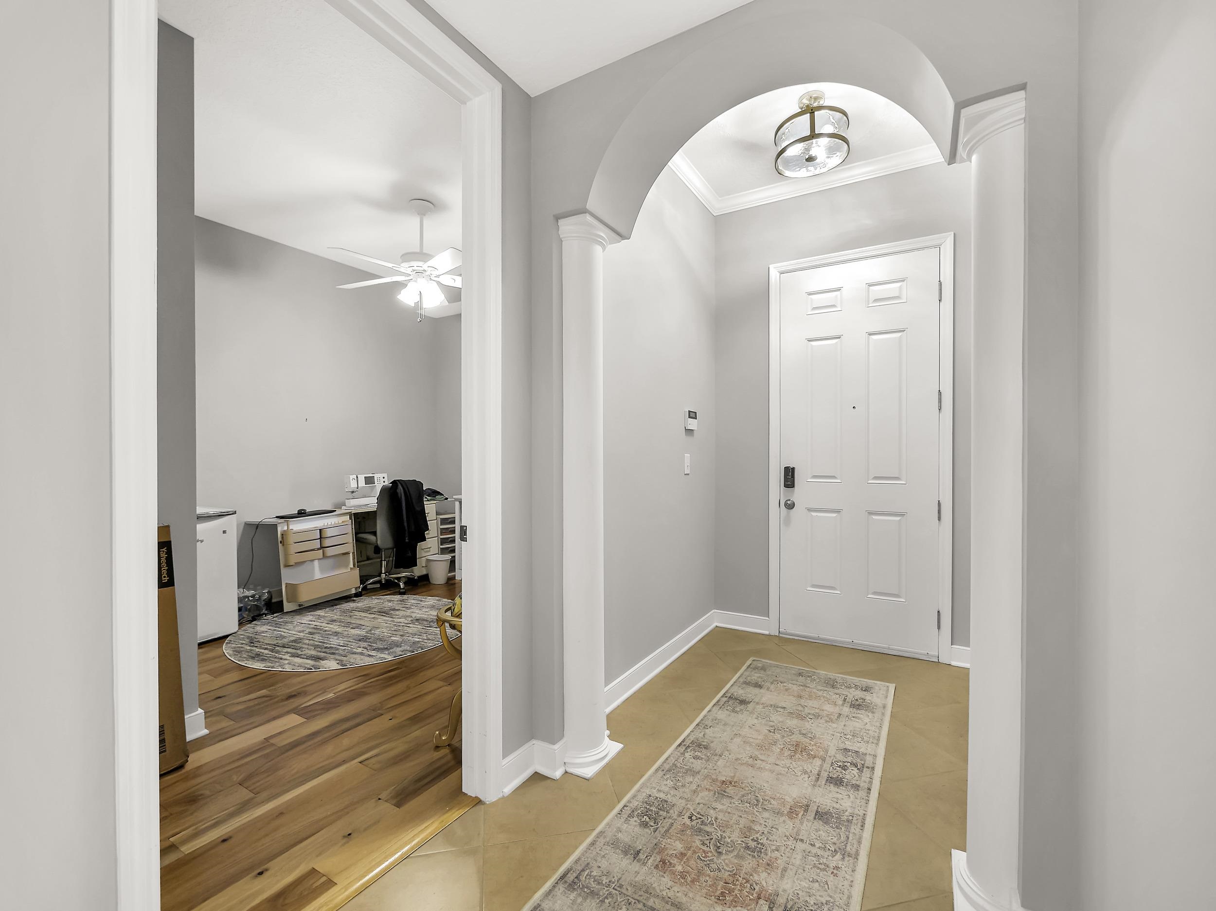 Image 23 of 41 For 140 Pantano Cay Blvd  1103