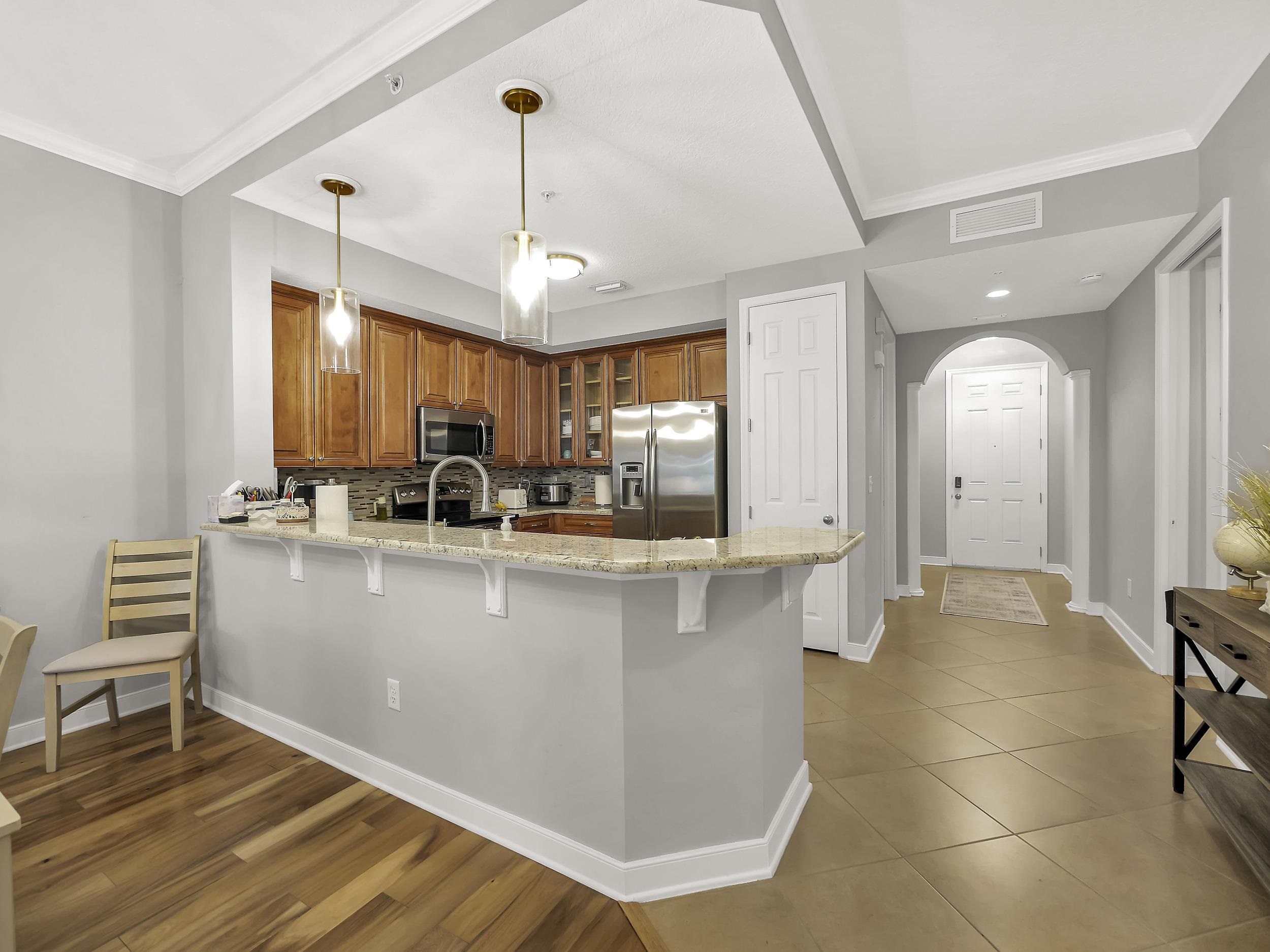 Image 31 of 41 For 140 Pantano Cay Blvd  1103