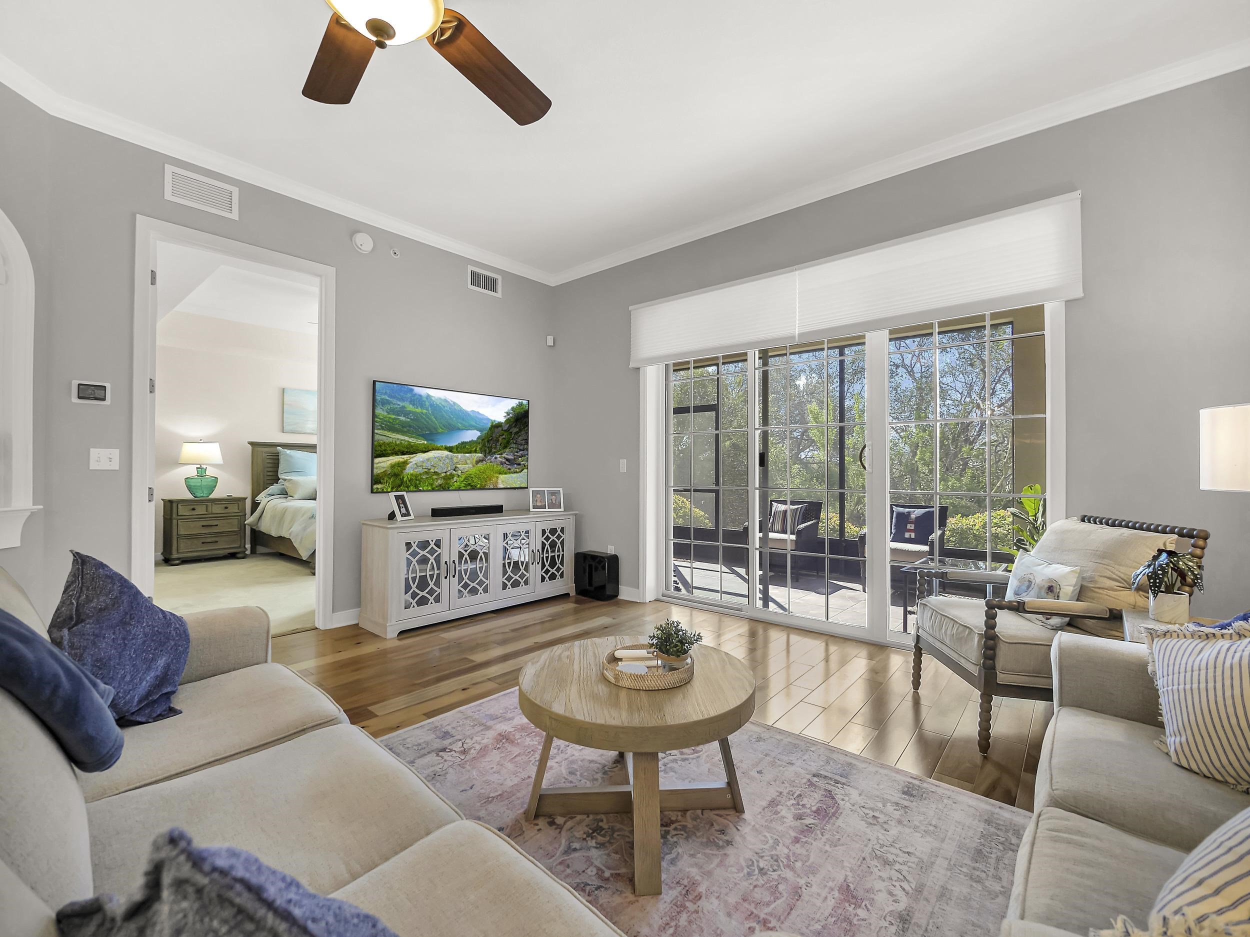 Image 36 of 41 For 140 Pantano Cay Blvd  1103