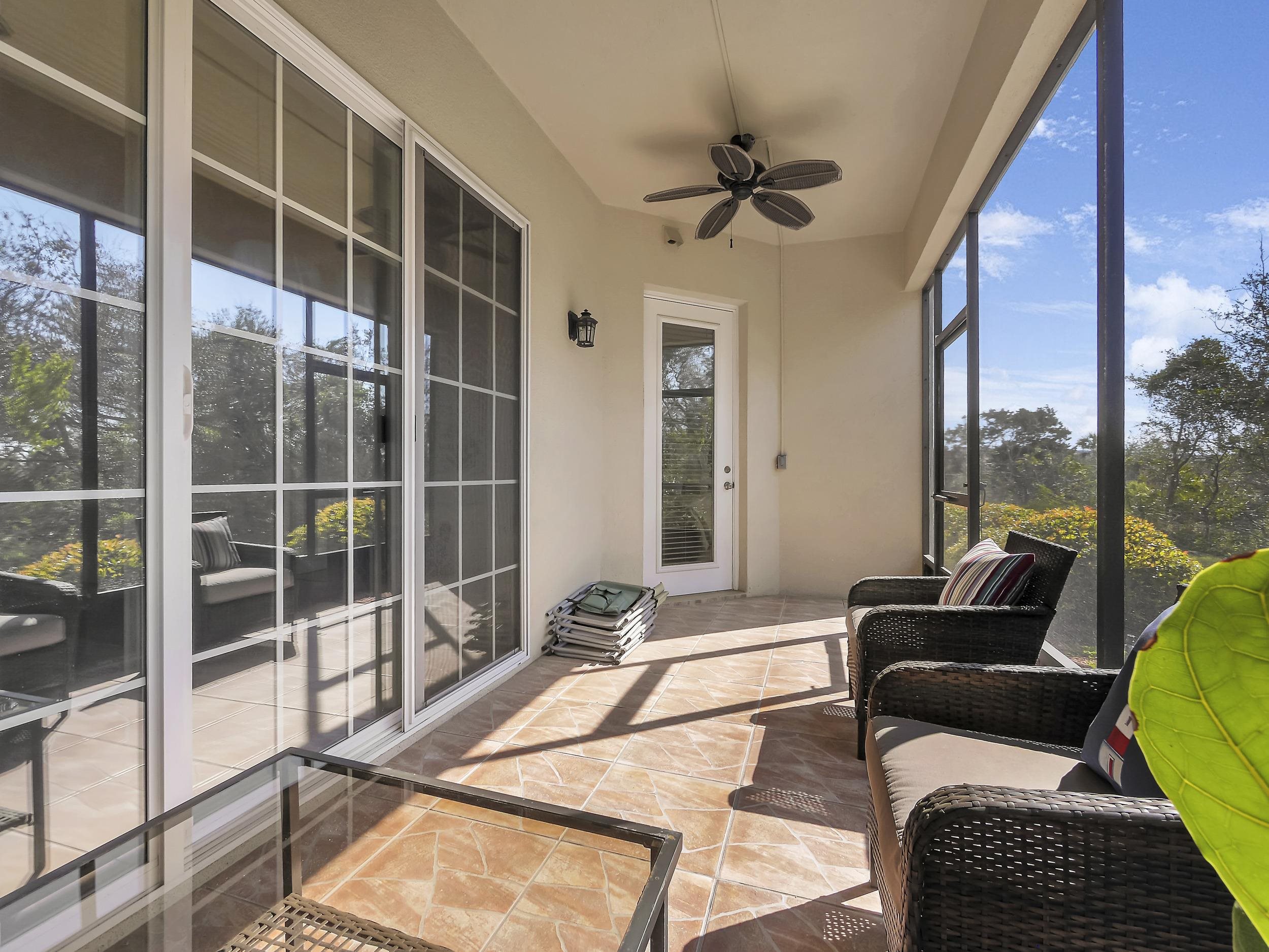 Image 39 of 41 For 140 Pantano Cay Blvd  1103