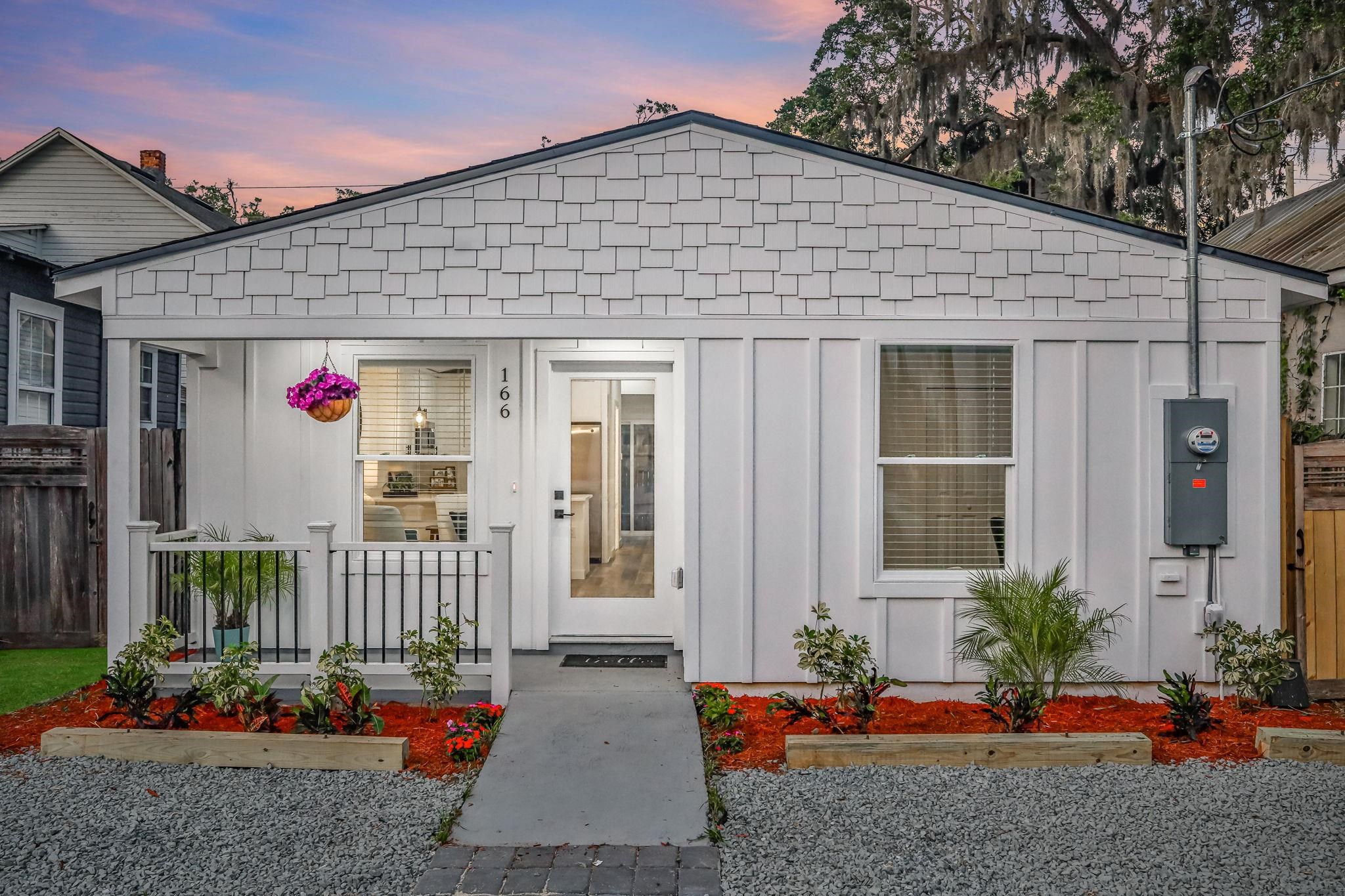 Details for 166 School St, St Augustine, FL 32084