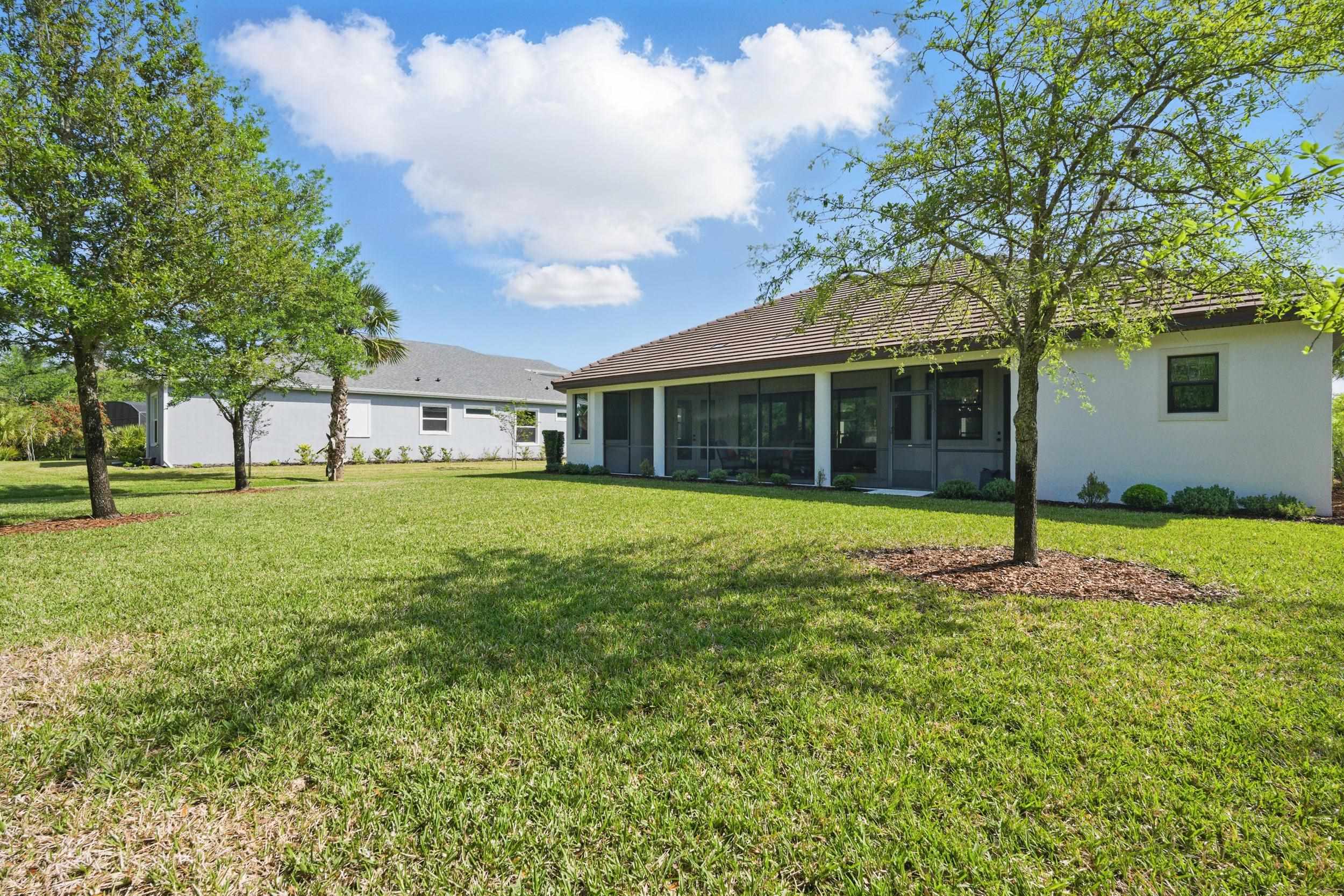 Image 30 of 38 For 8 Blue Oak Ln