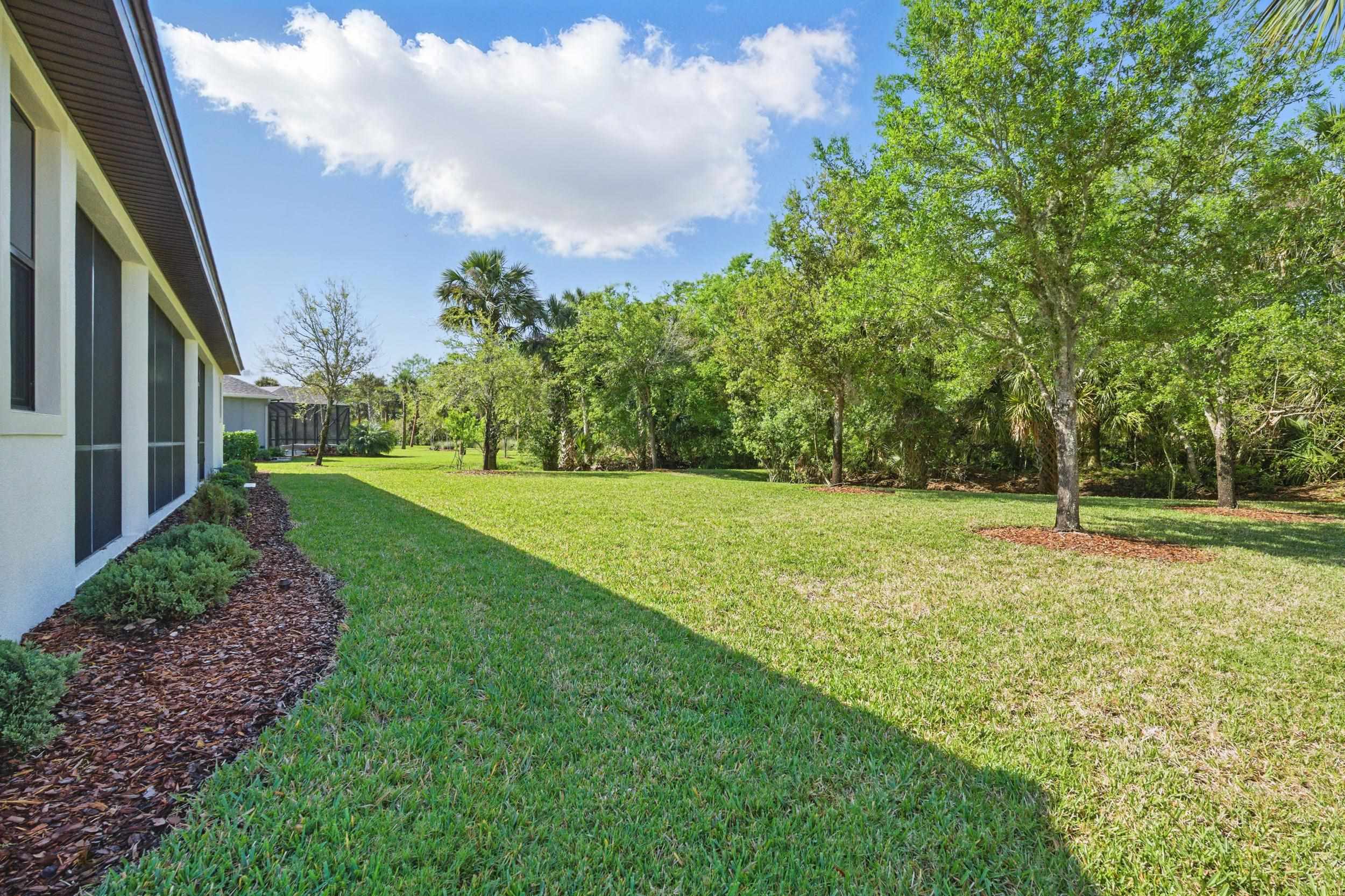 Image 31 of 38 For 8 Blue Oak Ln