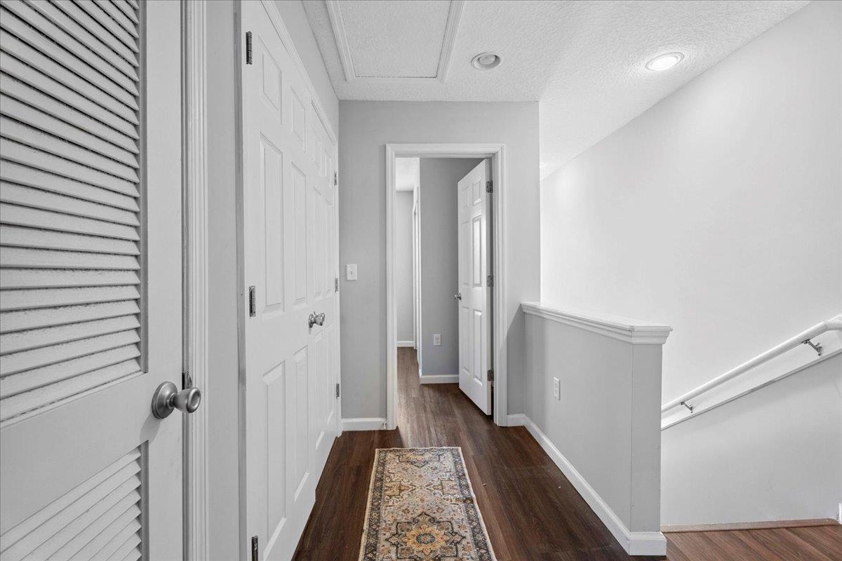 Image 20 of 36 For 171 Islander Dr