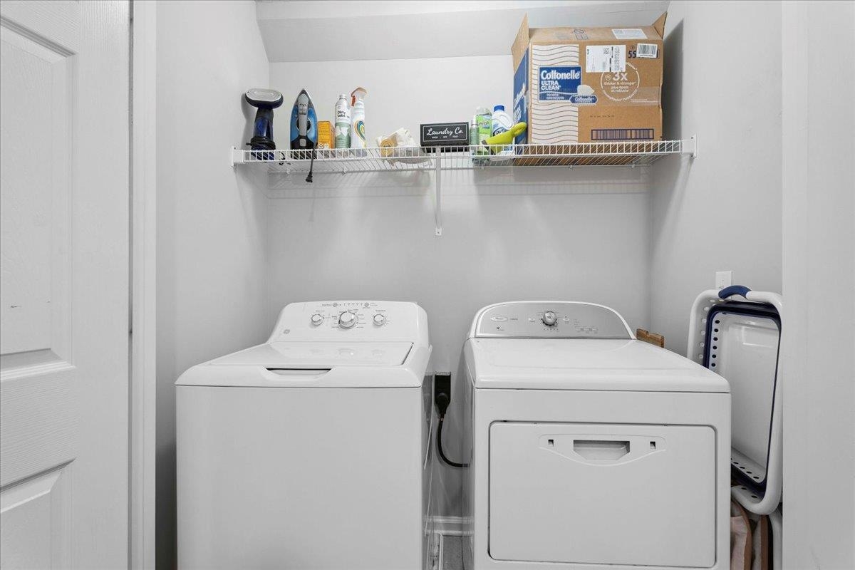 Image 25 of 36 For 171 Islander Dr