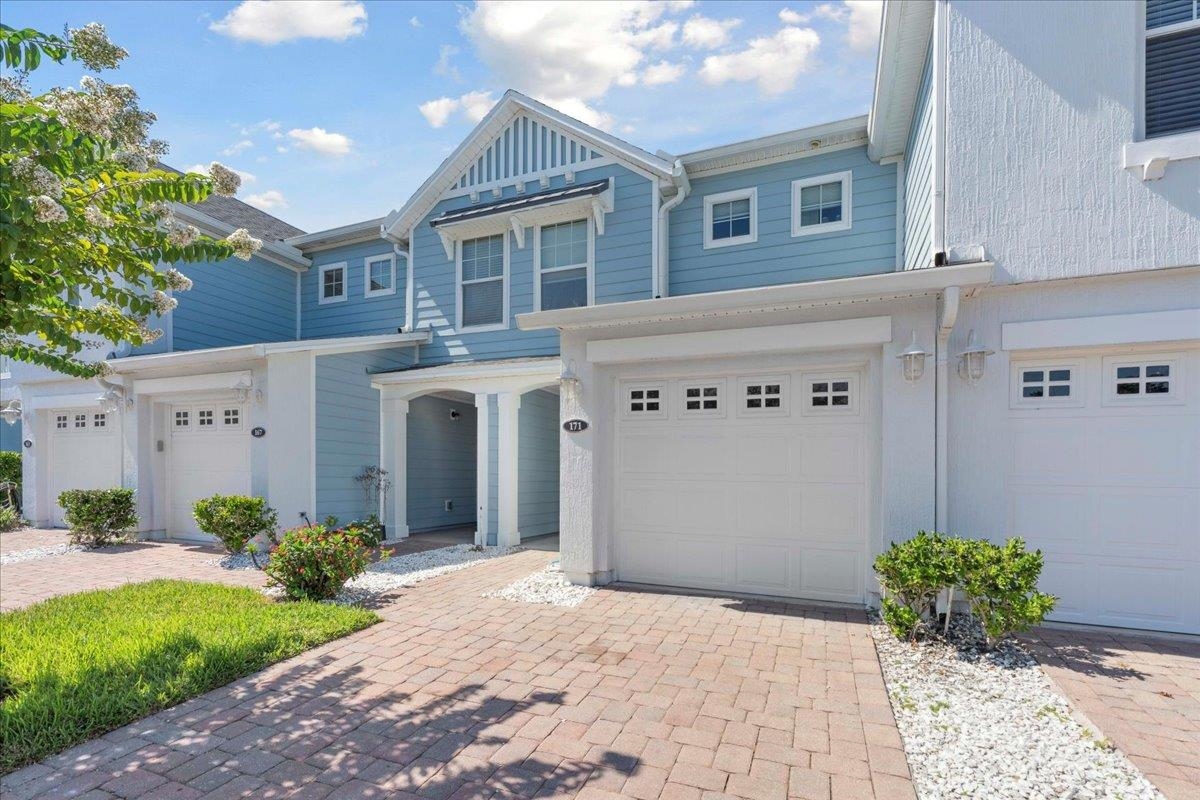 Image 3 of 36 For 171 Islander Dr