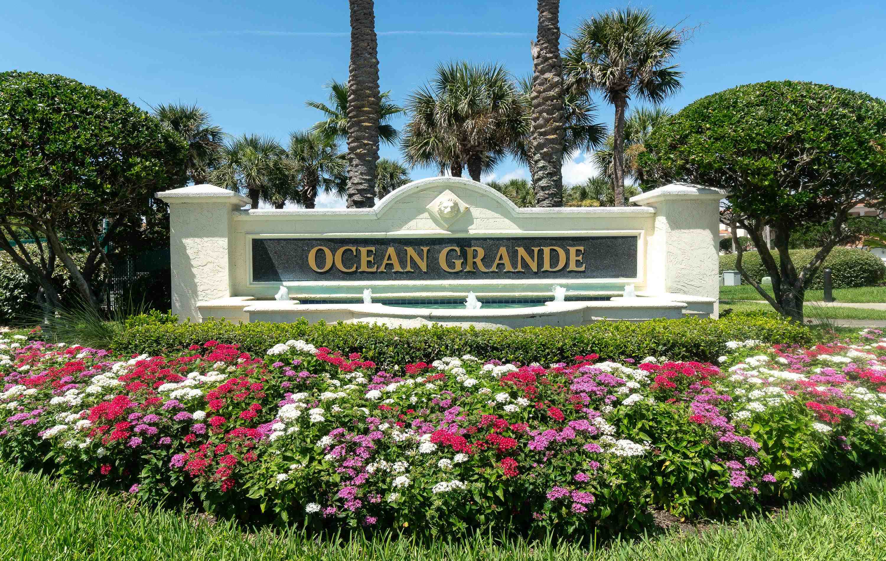 Image 2 of 61 For 325 Ocean Grande Dr. S 104