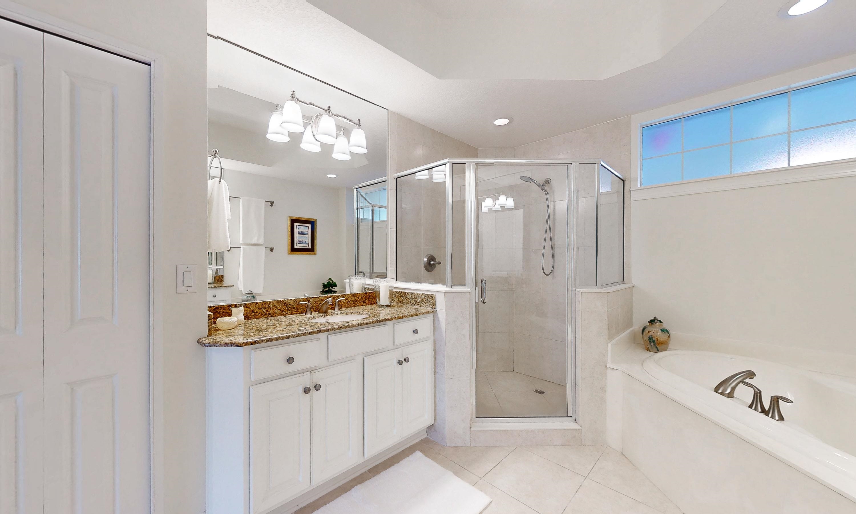 Image 26 of 61 For 325 Ocean Grande Dr. S 104