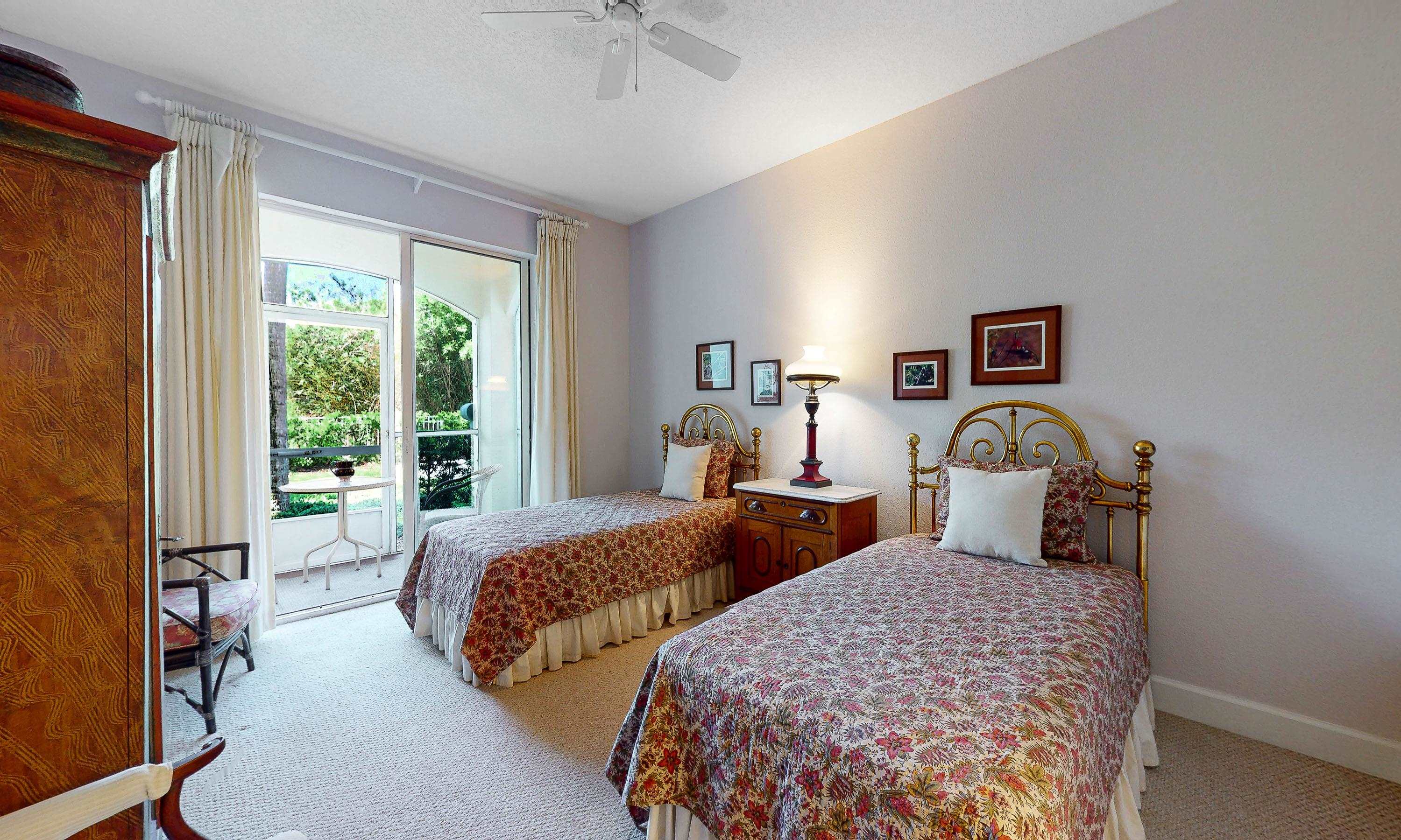 Image 32 of 61 For 325 Ocean Grande Dr. S 104