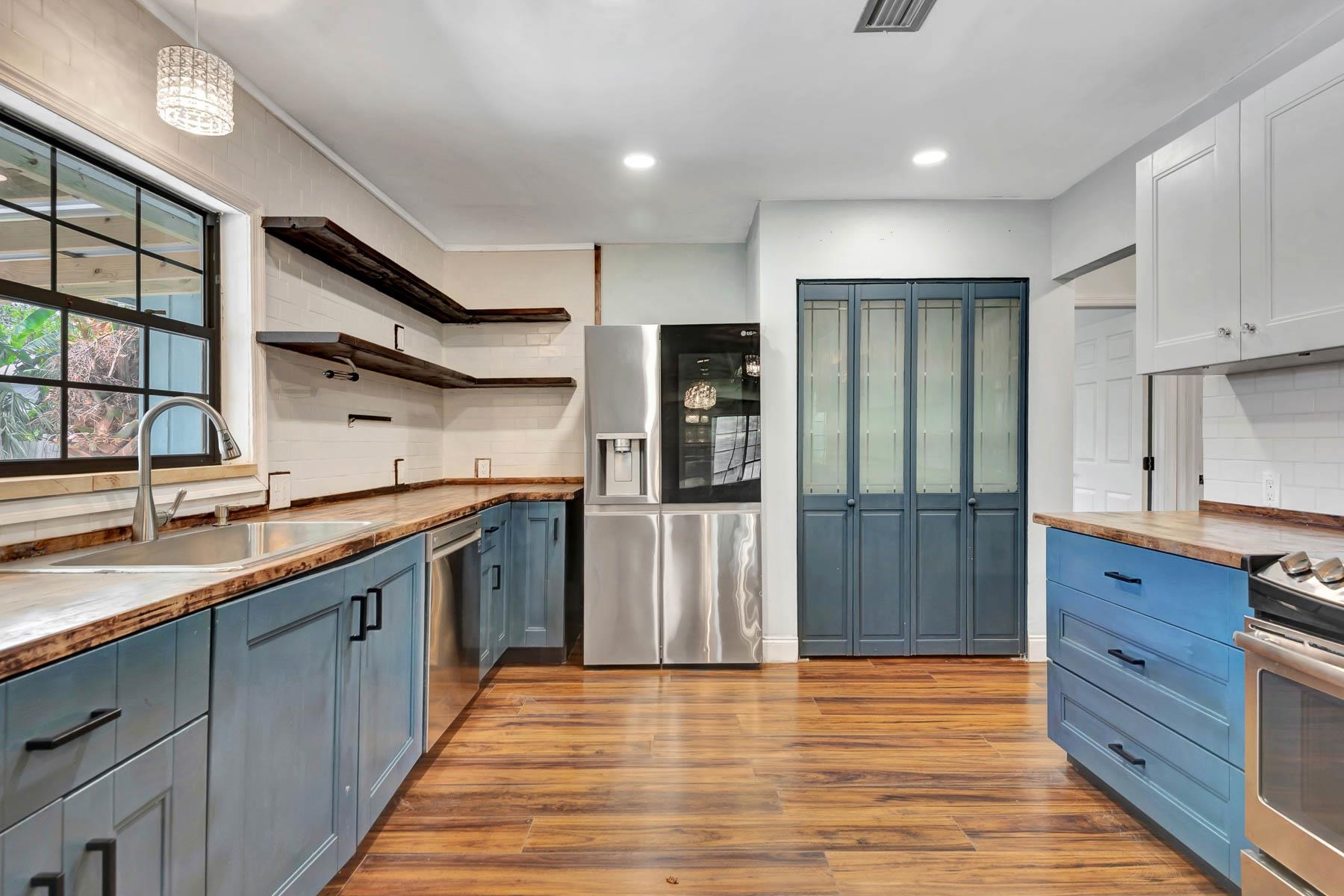 Image 13 of 46 For 132 Southwind Cir