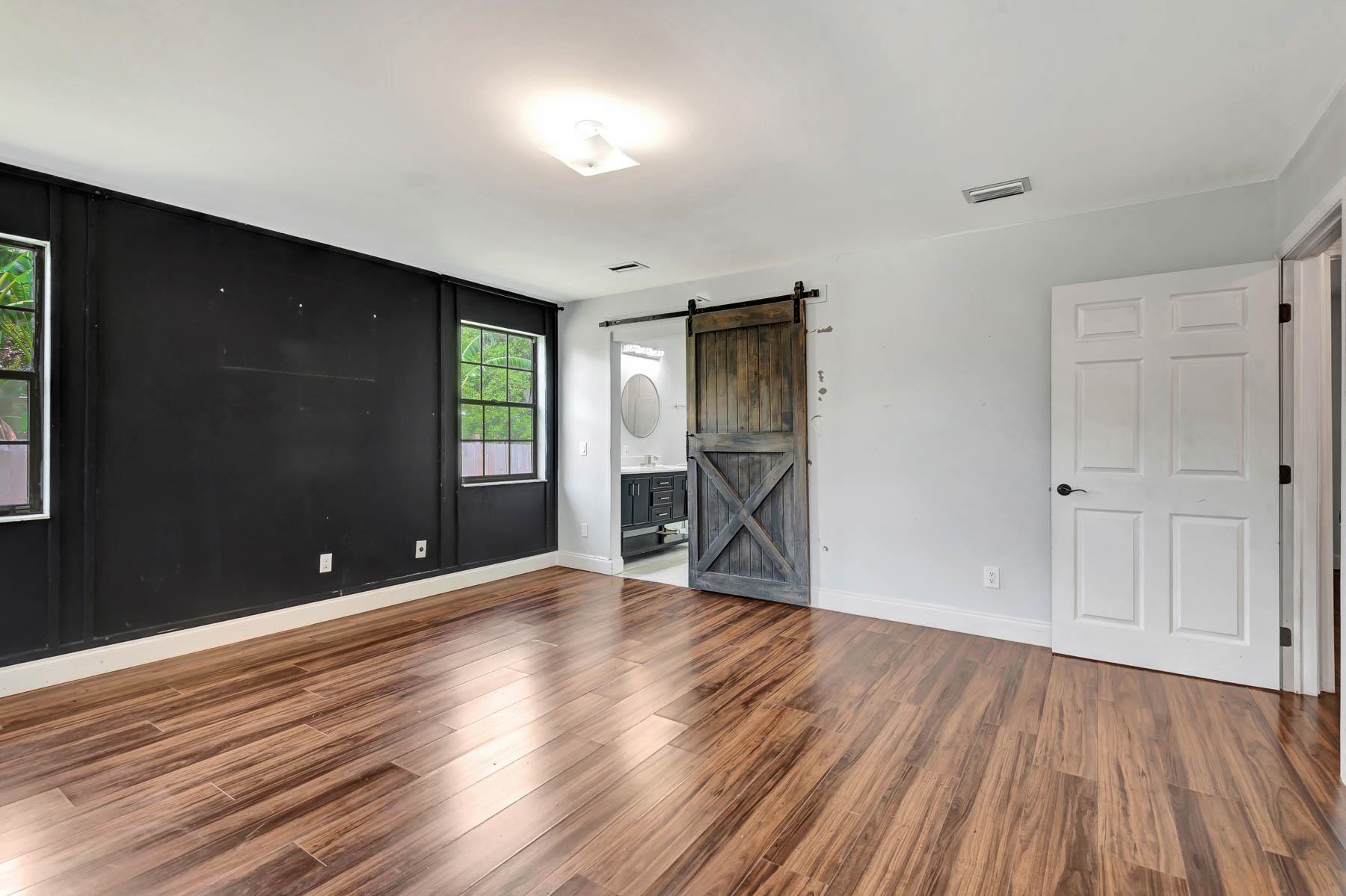 Image 16 of 46 For 132 Southwind Cir