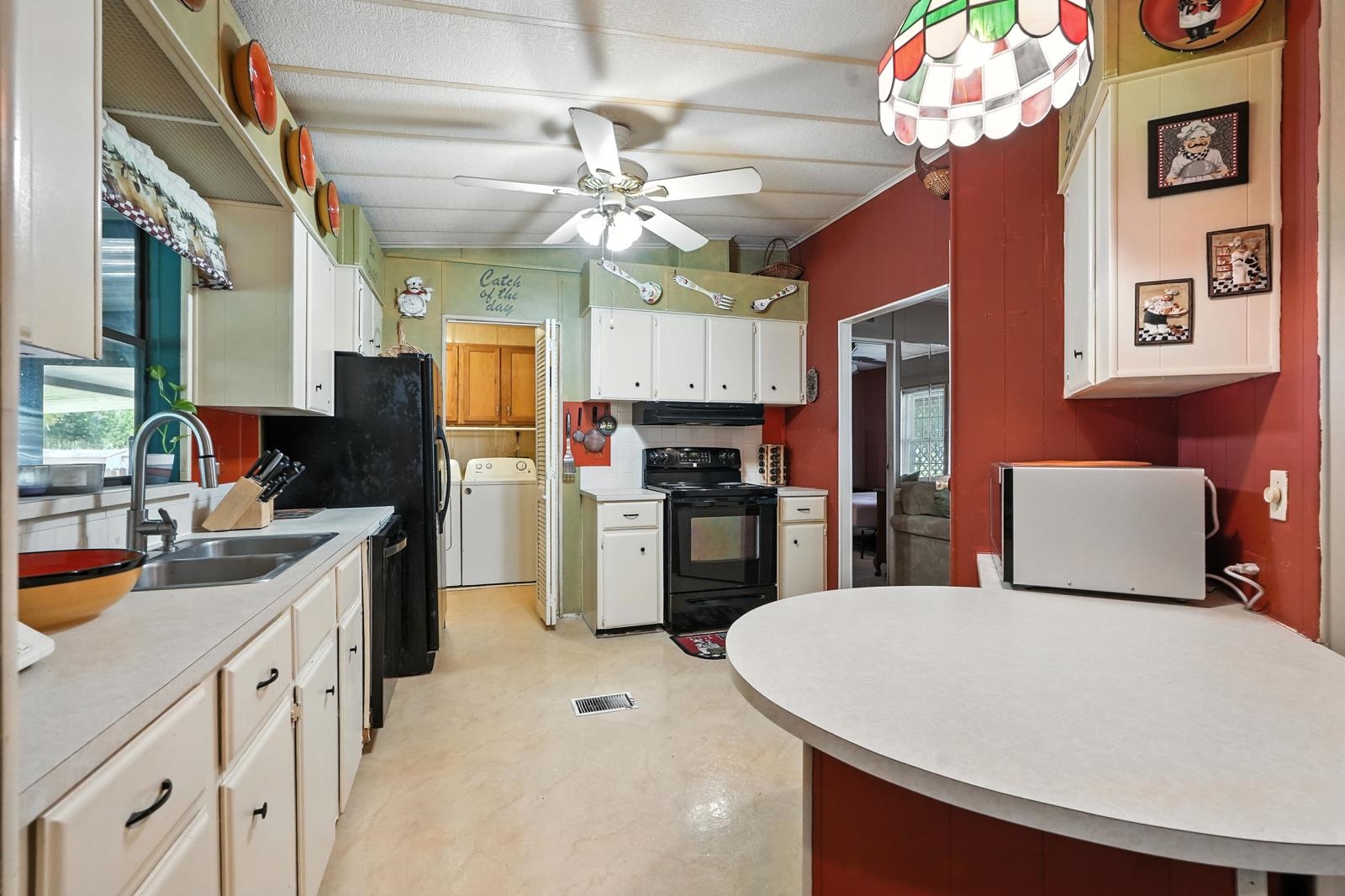 Image 13 of 56 For 163 Buchanan Cir